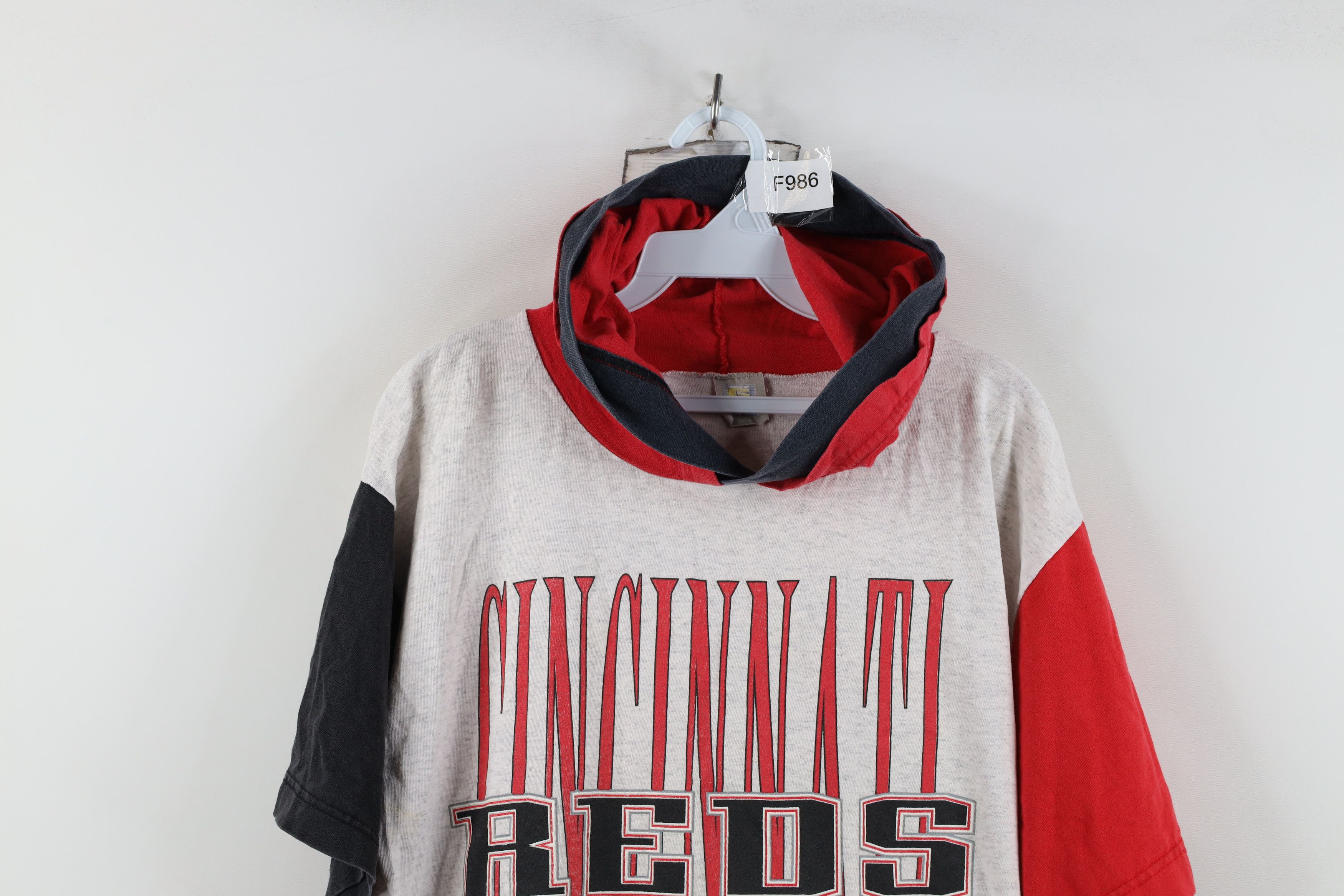Vintage Vintage 90s Reds Baseball Short Sleeve Hooded T-Shirt USA Size US M / EU 48-50 / 2 - 2 Thumbnail