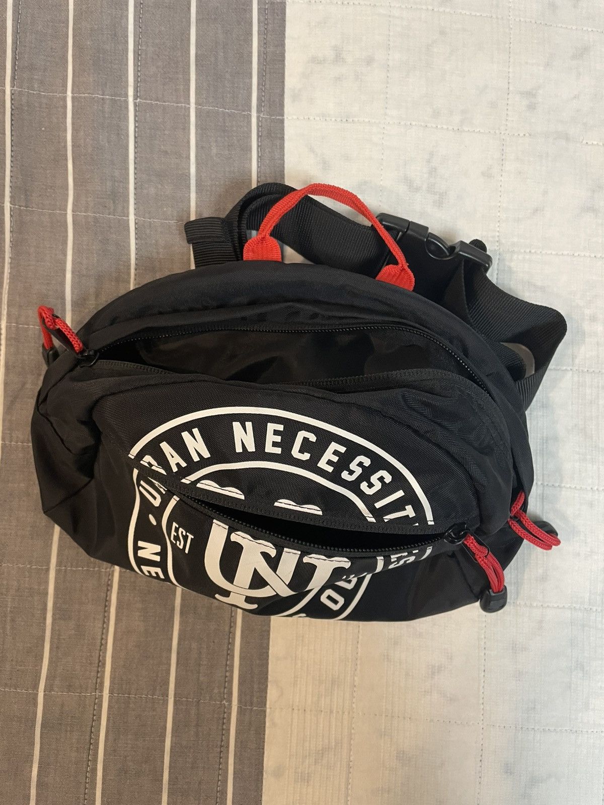 Other Urban Necessities X Private Label NYC Sidebag Size ONE SIZE - 2 Thumbnail