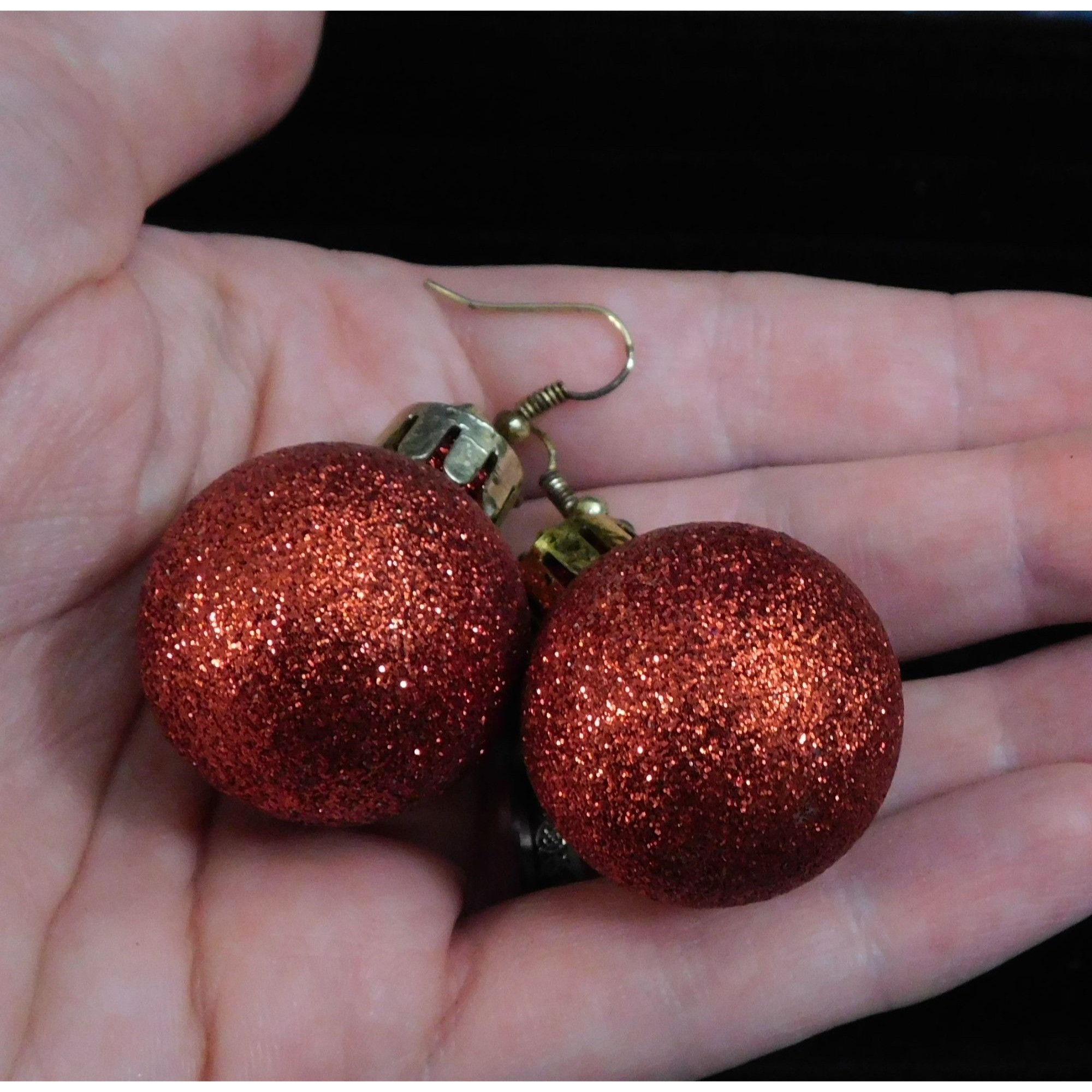 Other Red Glitter Holiday Bauble Ornament Earrings Size ONE SIZE - 5 Thumbnail