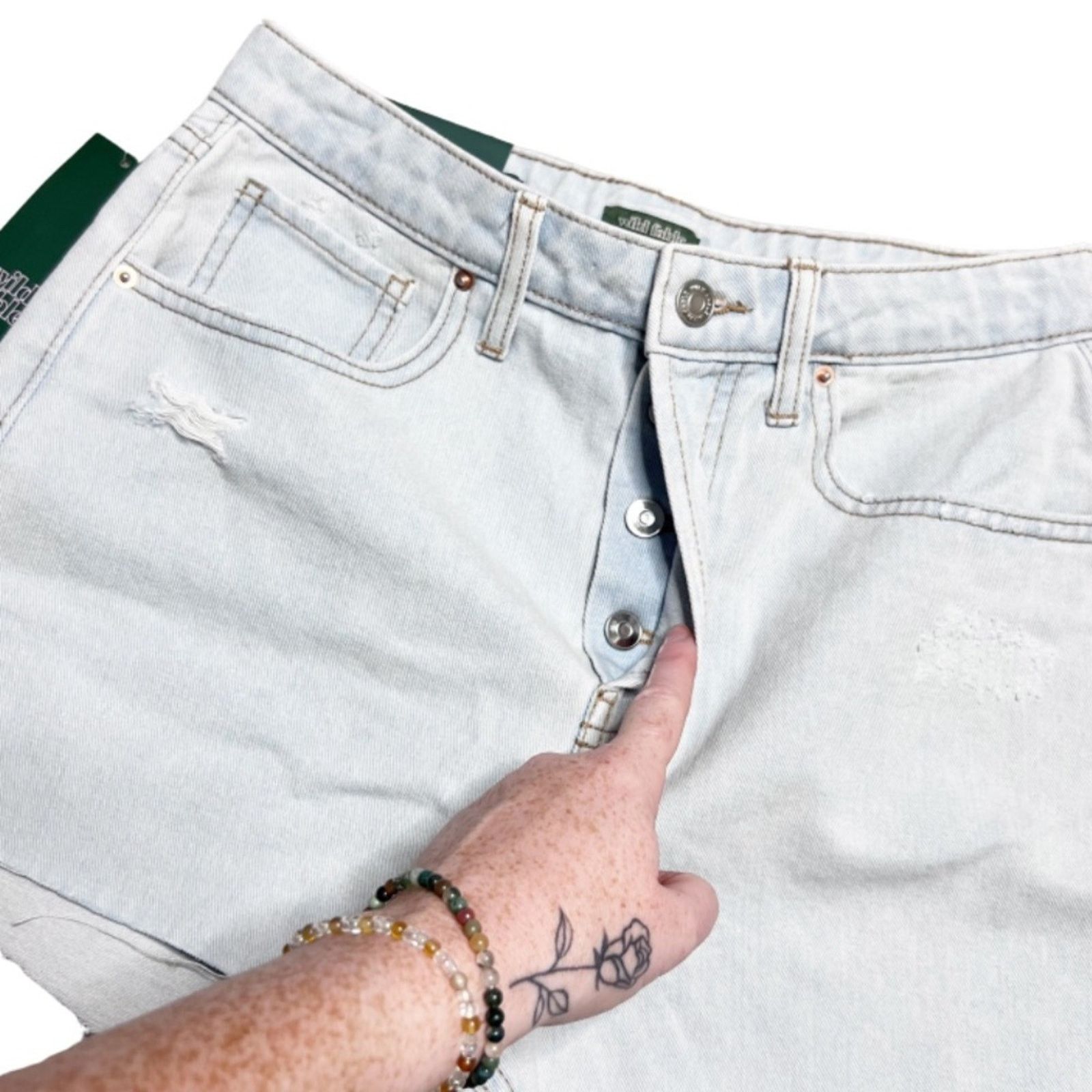 Target Basics New with Tags Wild Fable Women’s Super High Rise Jean Shorts Size 28" / US 6 / IT 42 - 6 Thumbnail