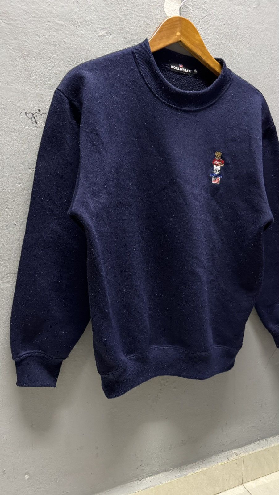 Vintage Vintage World Bear Sweatshirt Size US M / EU 48-50 / 2 - 2 Thumbnail