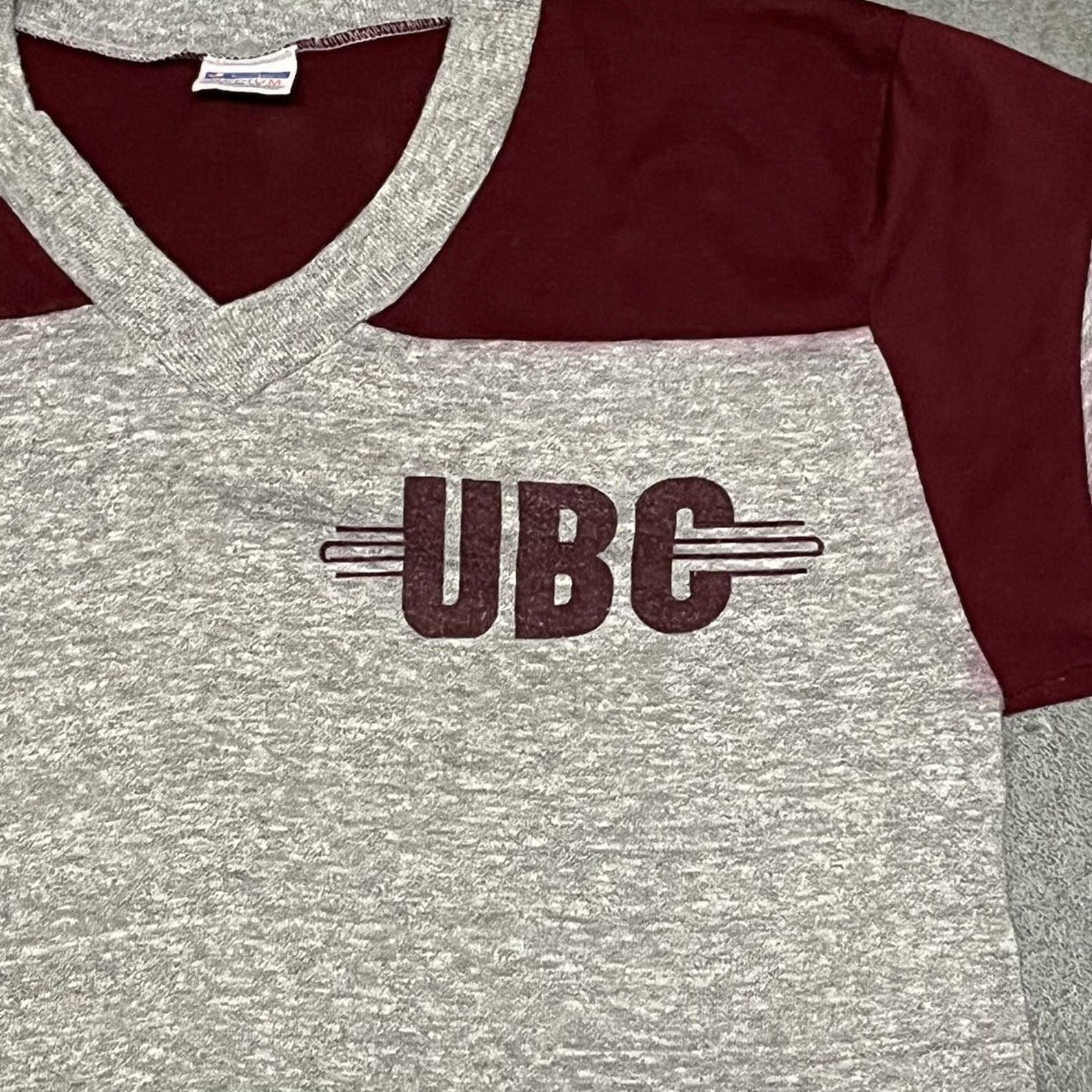 Champion × Vintage Vintage 1970’s Champion Blue Bar UBC Graphic T-shirt Small Size S / US 4 / IT 40 - 3 Thumbnail