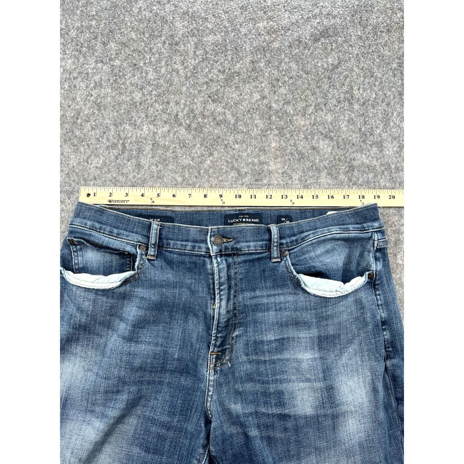 Lucky Brand Lucky Brand 121 Jeans Slim Straight Denim Blue 30x30 Men’s Regular Size 30 Distressed? No, 5-Pocket Style Console: Belt Loops Logo Vintage No Size US 30 / EU 46 - 2 Thumbnail