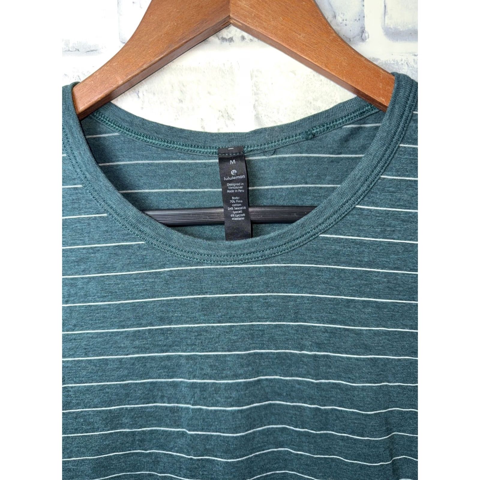 Lululemon Lululemon Short Sleeve Crew Neck Green Striped T Shirt Mens M Athletic Activewear Size US M / EU 48-50 / 2 - 2 Thumbnail