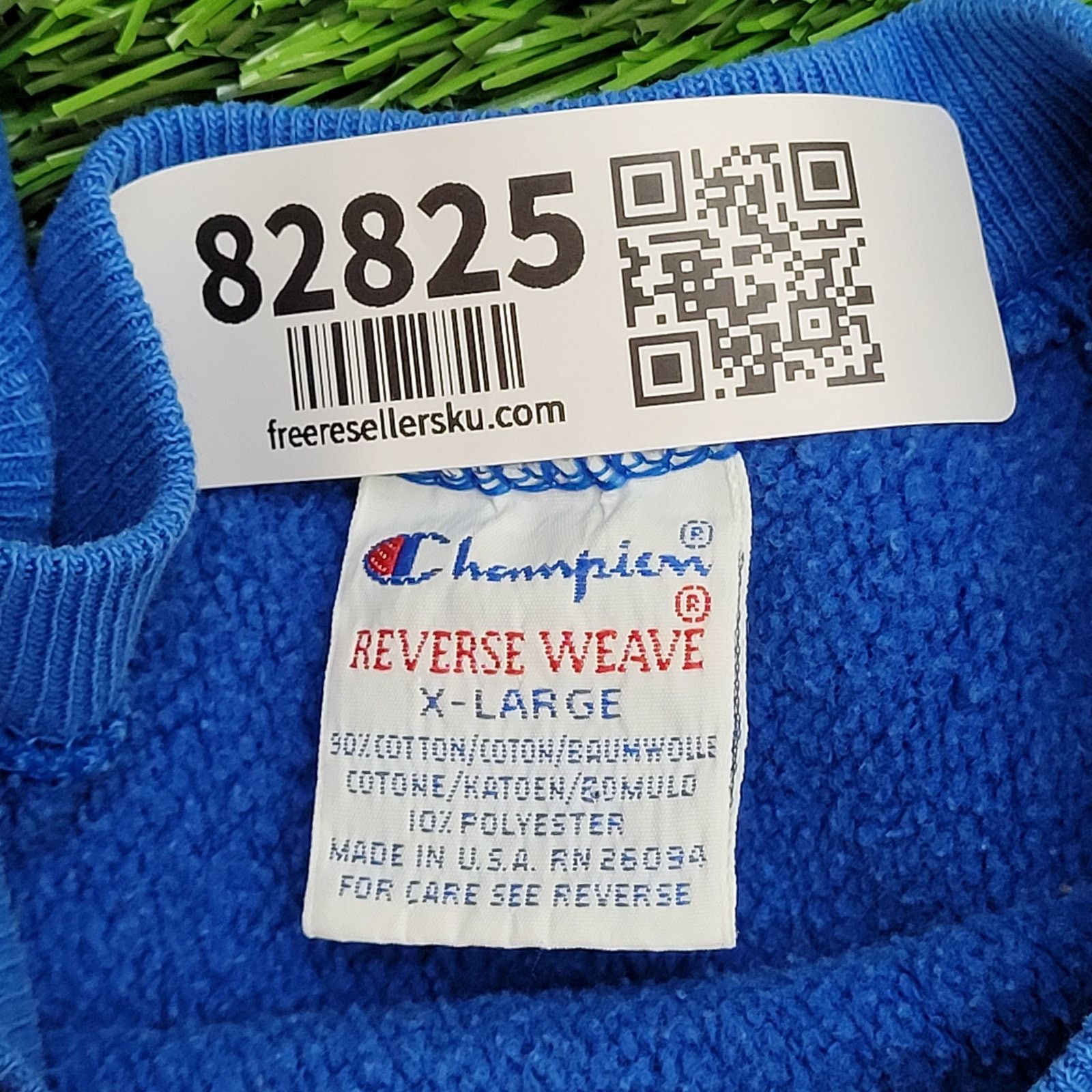 Champion Vintage Champion Sweatshirt L/XL 21x27 Reverse-Weave Script Size US XL / EU 56 / 4 - 13 Thumbnail