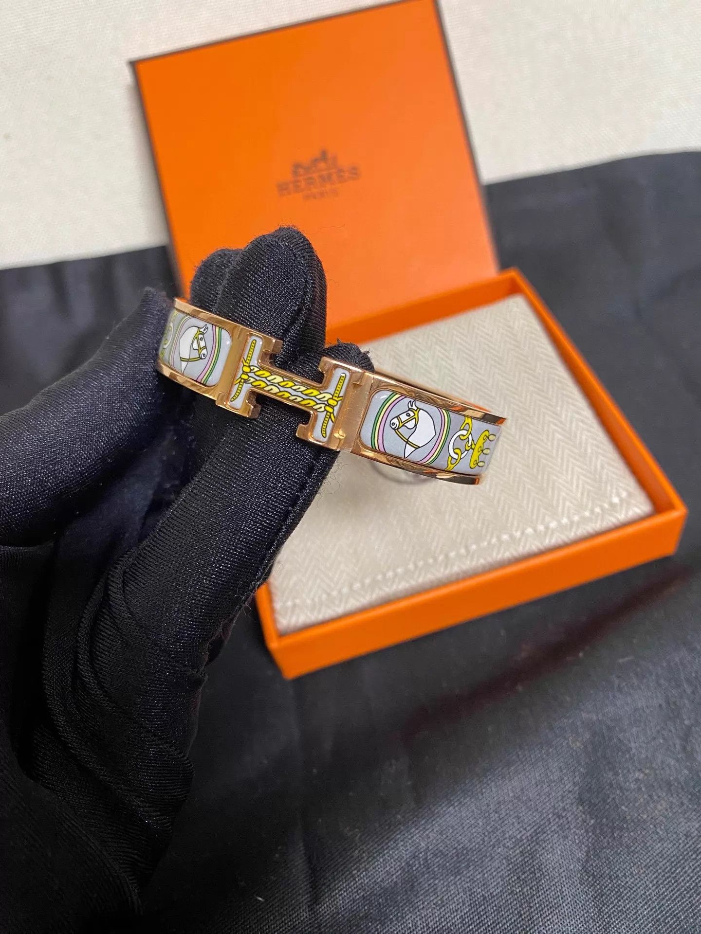 Hermes Hermes Painted Enamel Bracelet 99 New w/ Box Size ONE SIZE - 1 Thumbnail
