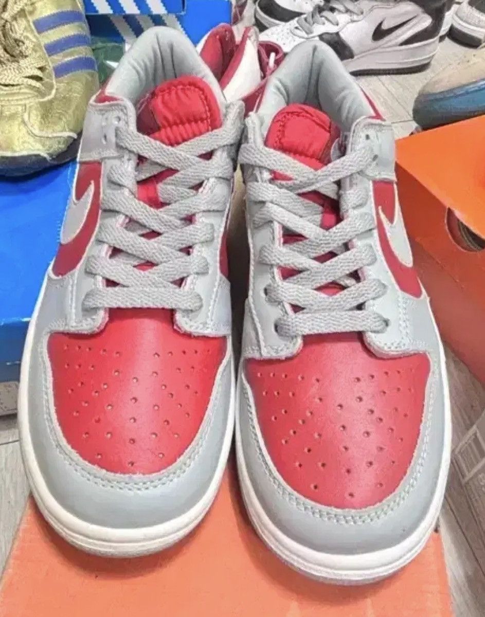 Nike Nike Dunk Low Grey Red 1999 OG Deadstock tokyo only Size US 8.5 / EU 41-42 - 6 Thumbnail