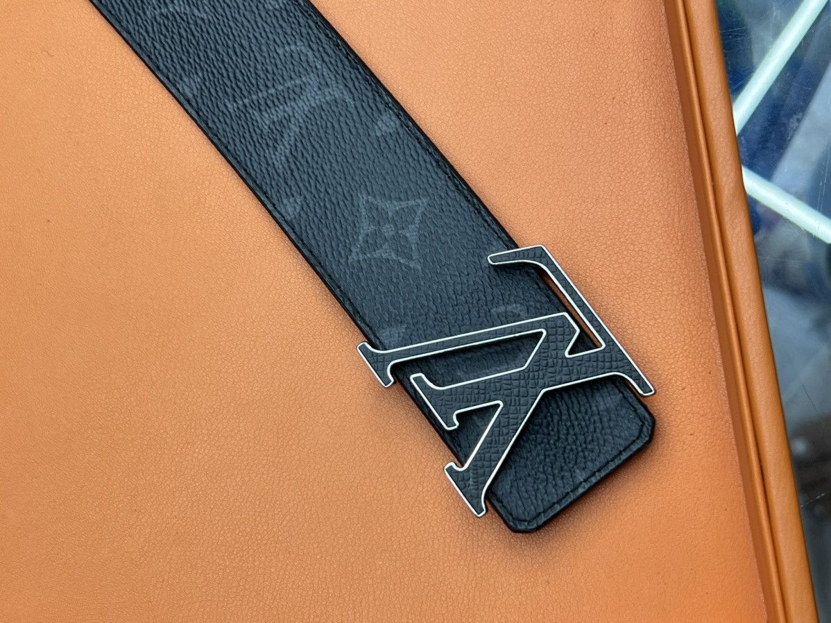 Louis Vuitton Louis Vuitton belt silver/black buckle belt Size 44 - 8 Thumbnail