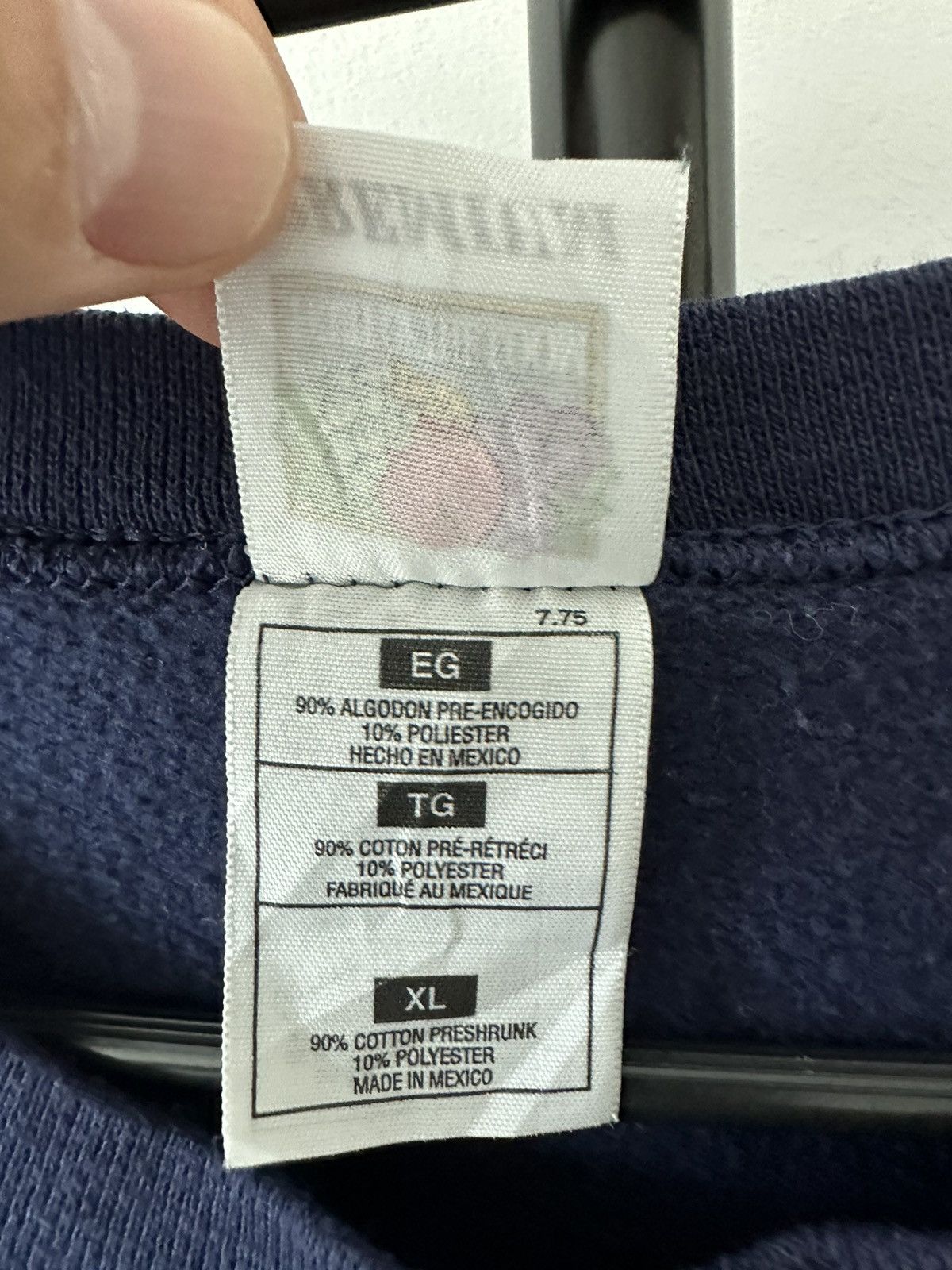 Fruit Of The Loom 90’s Chicago fruit of the loom crew neck navy sweatshirt Size US XL / EU 56 / 4 - 8 Thumbnail
