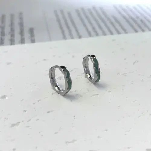 Other 925 Silver Plated Green Ripple Hoop Earrings for Men Women Size ONE SIZE - 1 Thumbnail