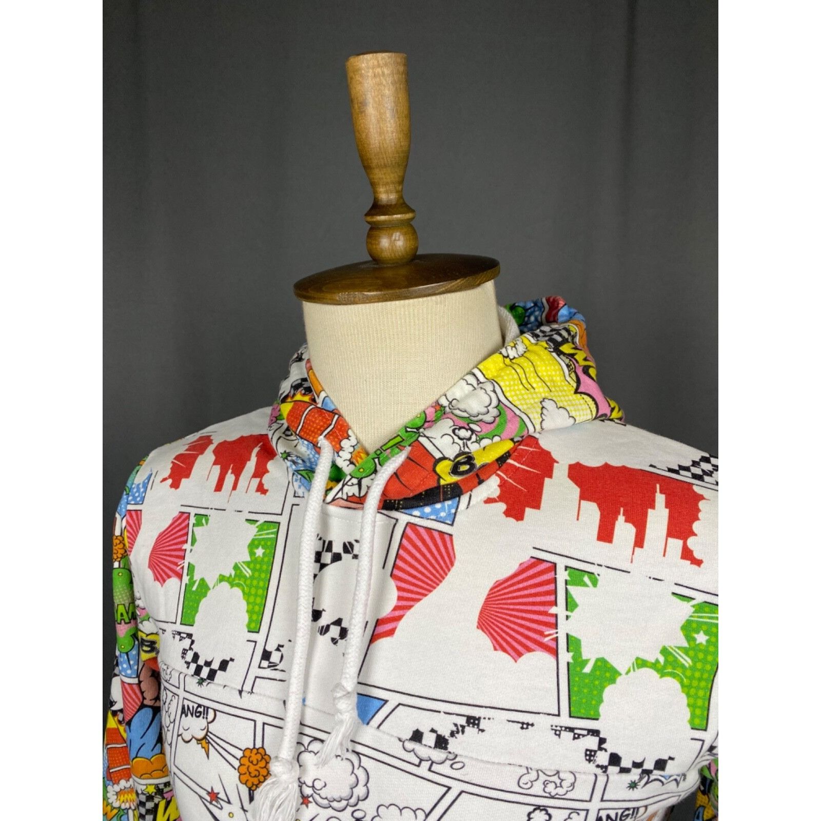 Comme des Garcons Comme Des Garcons Comic Men's White Hoodie Sweater Size M Size US M / EU 48-50 / 2 - 5 Thumbnail