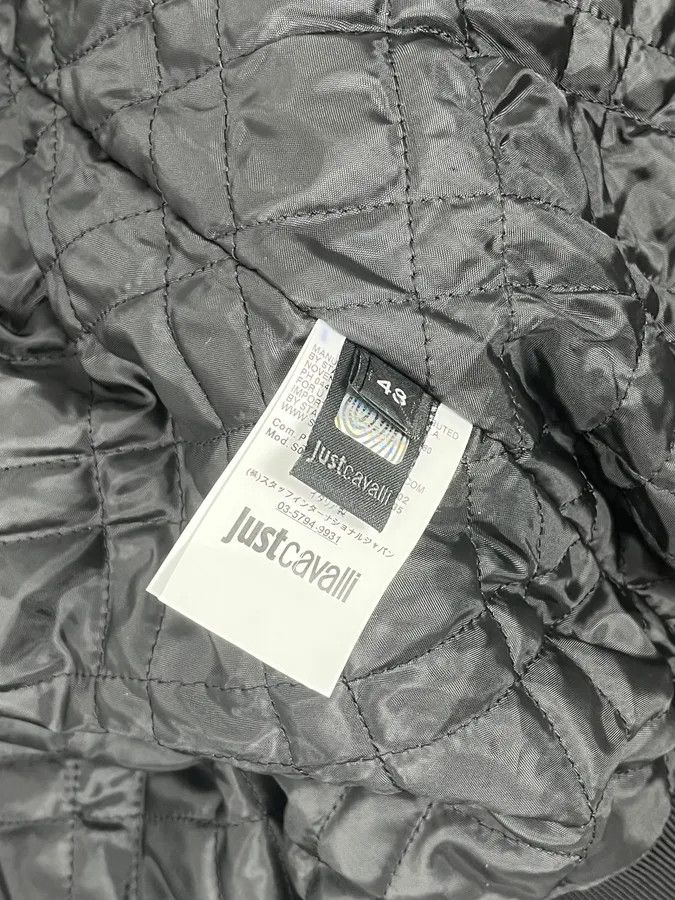 Just Cavalli AW2018 Cavalli Black Leopard Nylon Bomber Jacket Size US M / EU 48-50 / 2 - 11 Thumbnail