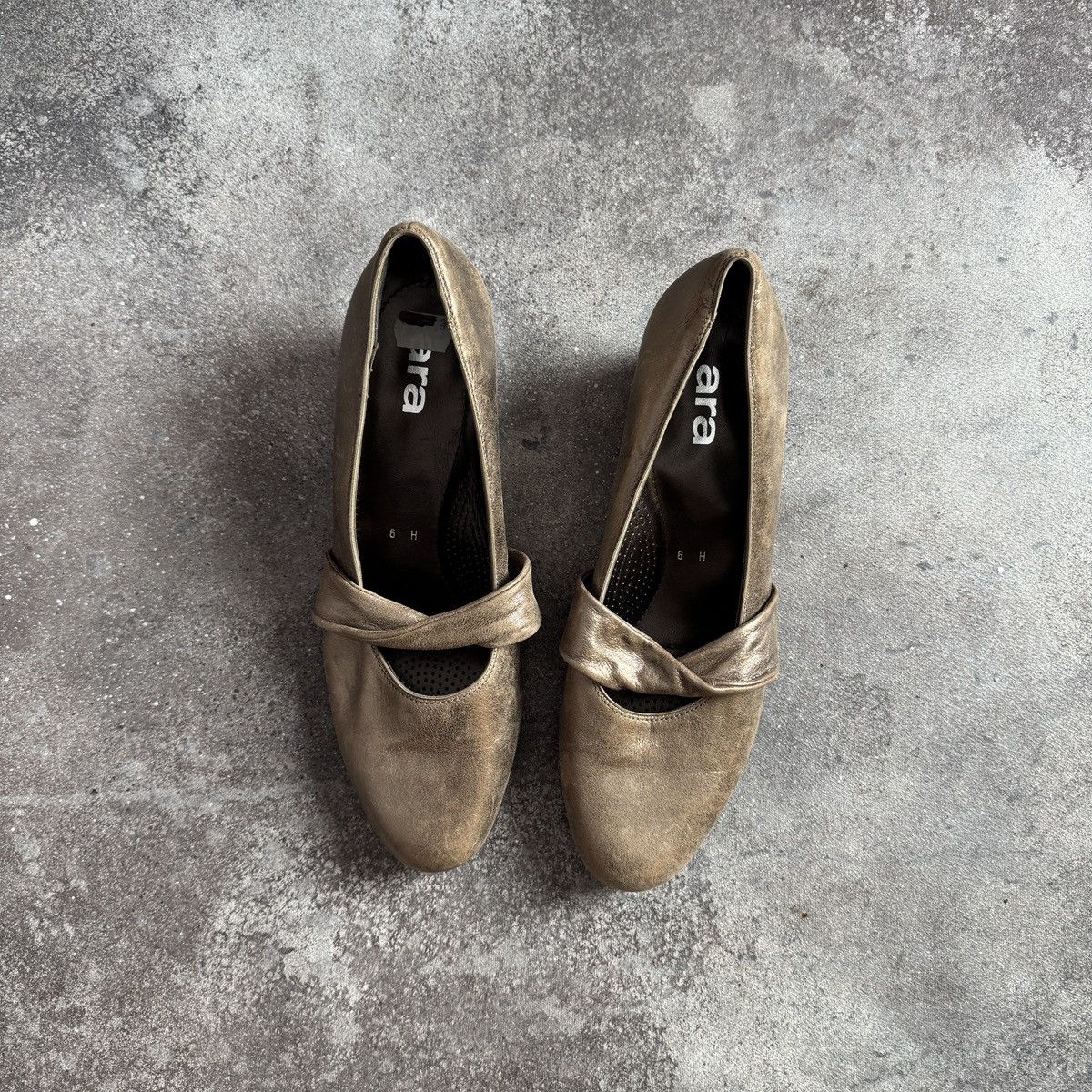 If Six Was Nine Avant Garde Vintage Real Faded Leather Heel Flat Boots Size US 9 / IT 39 - 6 Thumbnail