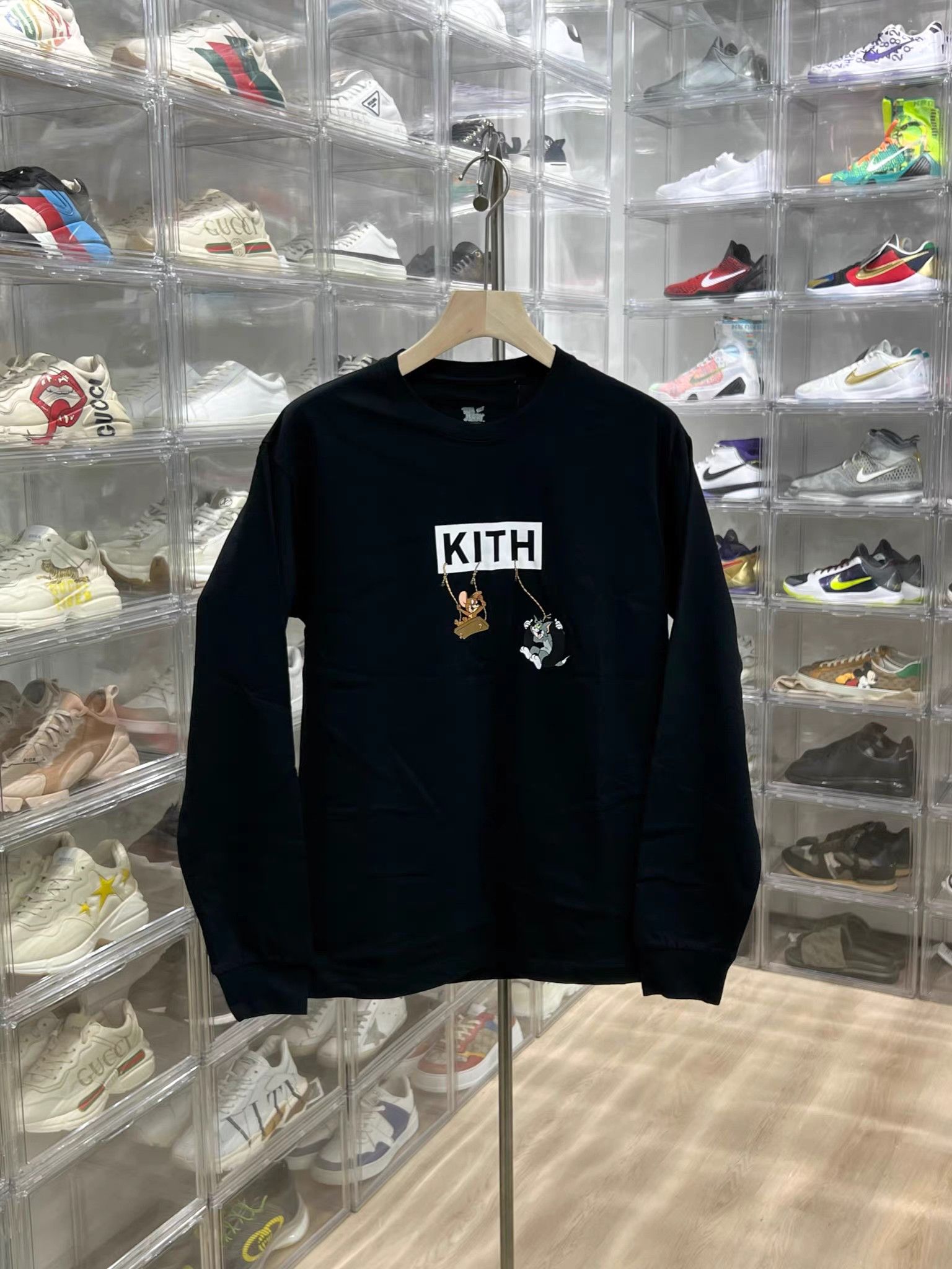 Kith KITH x Tom & Jerry Long Sleeve T-Shirt K15 Size US S / EU 44-46 / 1 - 1 Thumbnail