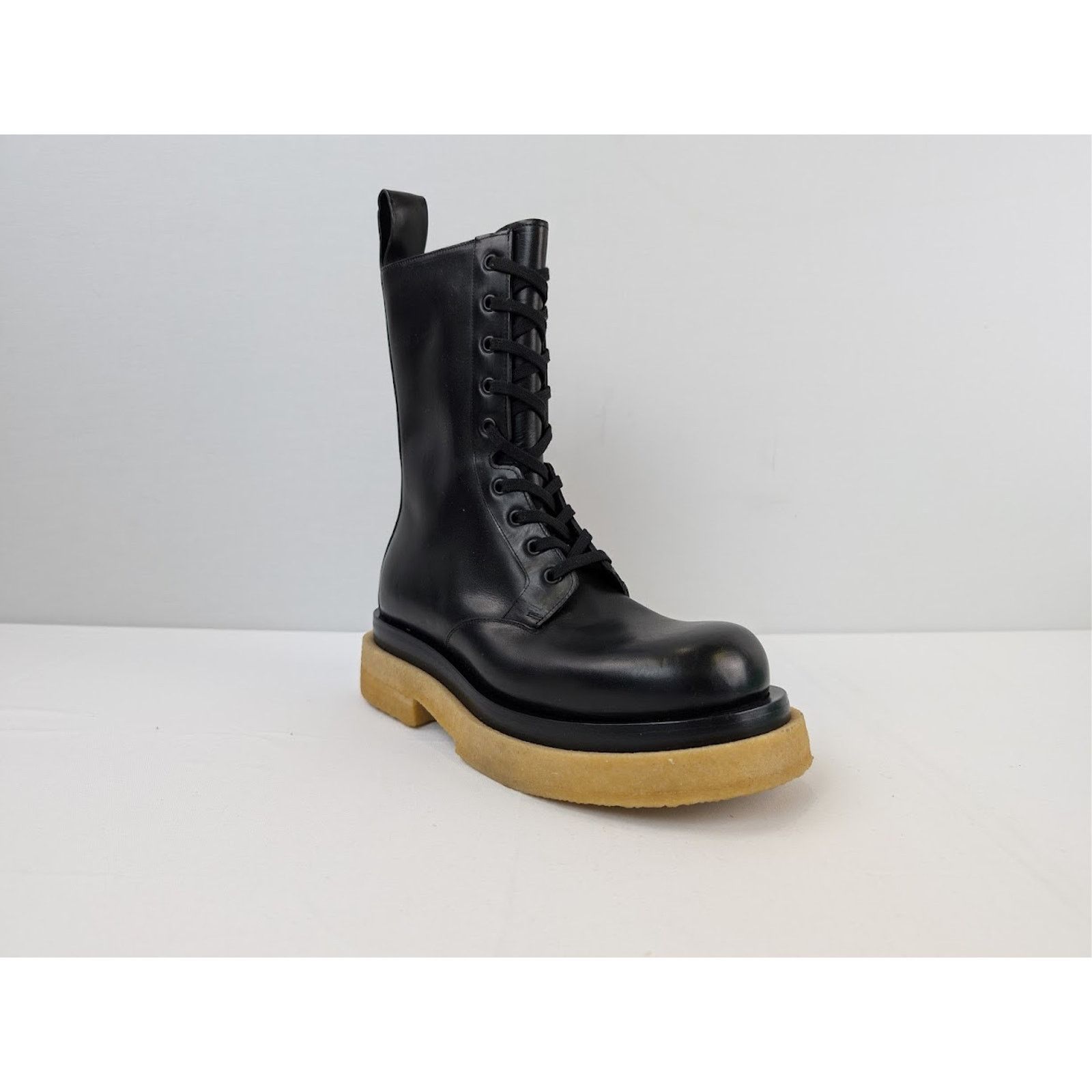 Bottega Veneta o1rshd1 Military Calf Lug Boots in Black Size US 7 / EU 40 - 2 Thumbnail