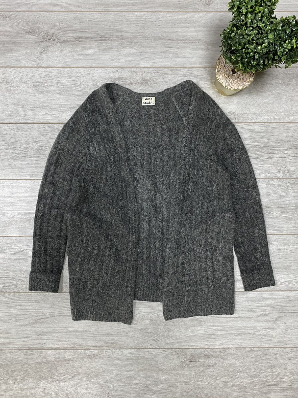 Acne Studios Acne Studios vintage kidmohair wool cardigan Size US S / EU 44-46 / 1 - 2 Thumbnail