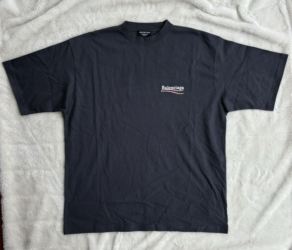 Balenciaga Balenciaga Dark Grey Embroidered Premium Campaign Logo Tee Size US XXL / EU 58 / 5 - 2 Thumbnail