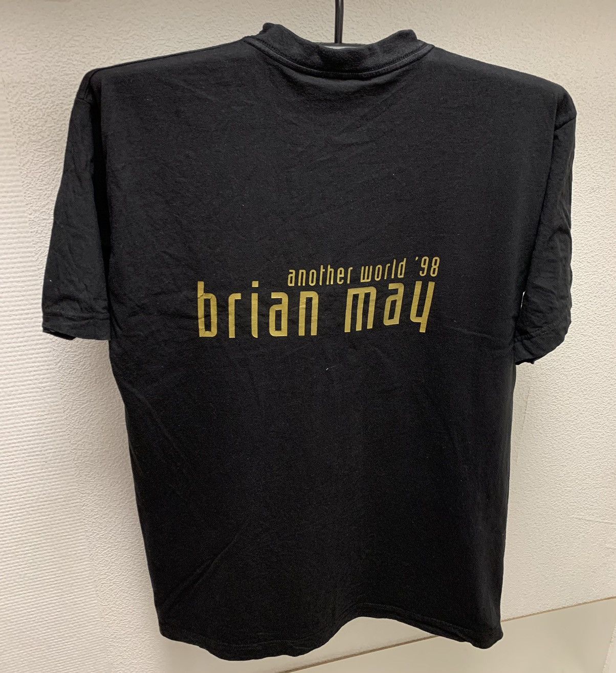 Band Tees Brain May another world 1998 vintage tour t-shirt Xl Size US XL / EU 56 / 4 - 2 Thumbnail