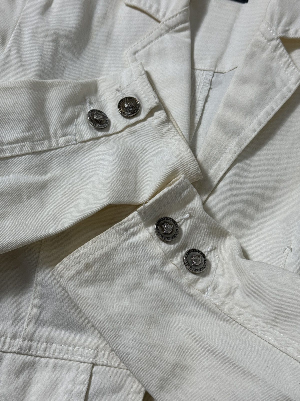 Versace VINTAGE VERSACE JEANS COUTURE SKINNY JACKET Size XS / US 0-2 / IT 36-38 - 7 Thumbnail