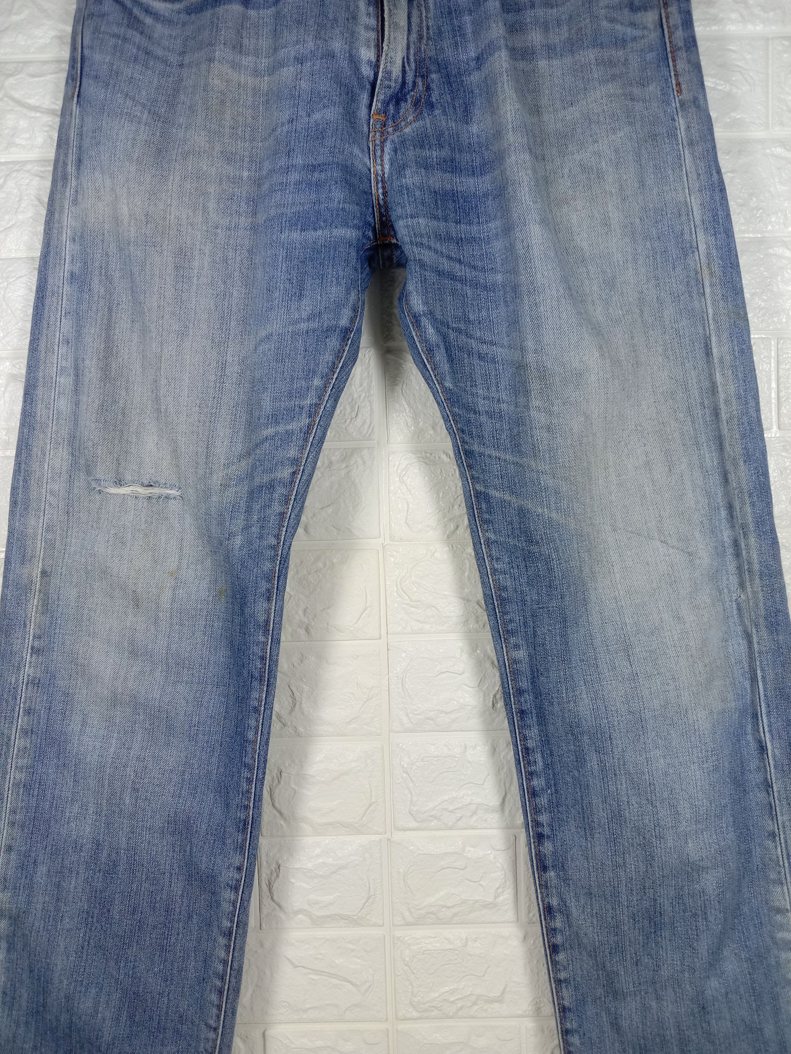 Levi's Vintage Levi's 505 Jeans Faded Blue Distressed Denim Size US 33 - 3 Thumbnail