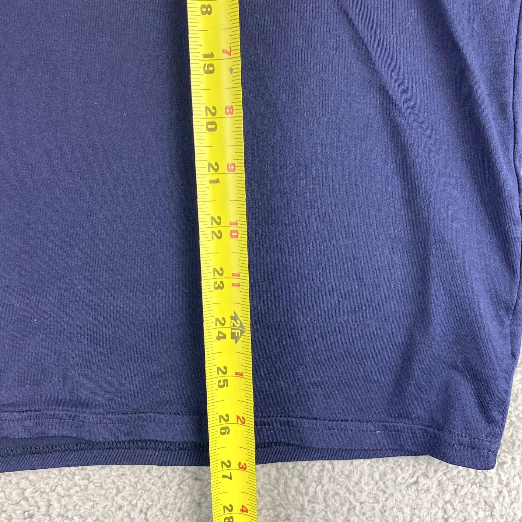 Under Armour Under Armour T-Shirt Short Sleeve Tee Navy Blue Women's Large / 42-38 Regular Fit Locker T-Shirt Tee Women L Navy Blue Size L / US 10 / IT 46 - 5 Thumbnail
