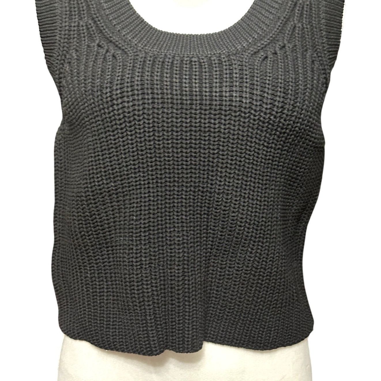 Other Royalty Womens Black Crop Scoop Neck Knit TankTop Sweater XL Size XL / US 12-14 / IT 48-50 - 4 Thumbnail