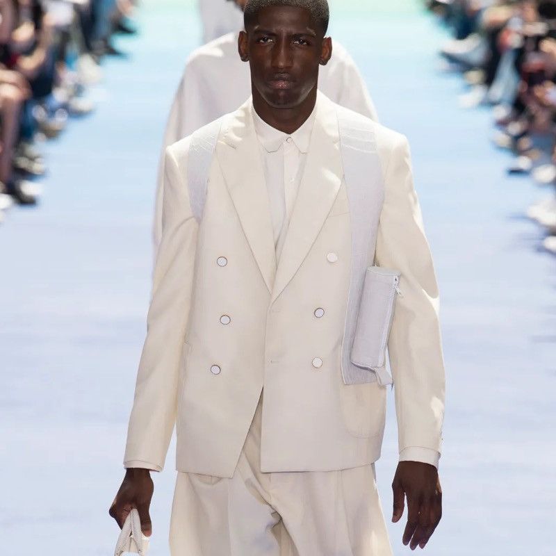 Louis Vuitton Louis Vuitton ivory double breasted blazer jacket 44 Size 44R - 1 Thumbnail