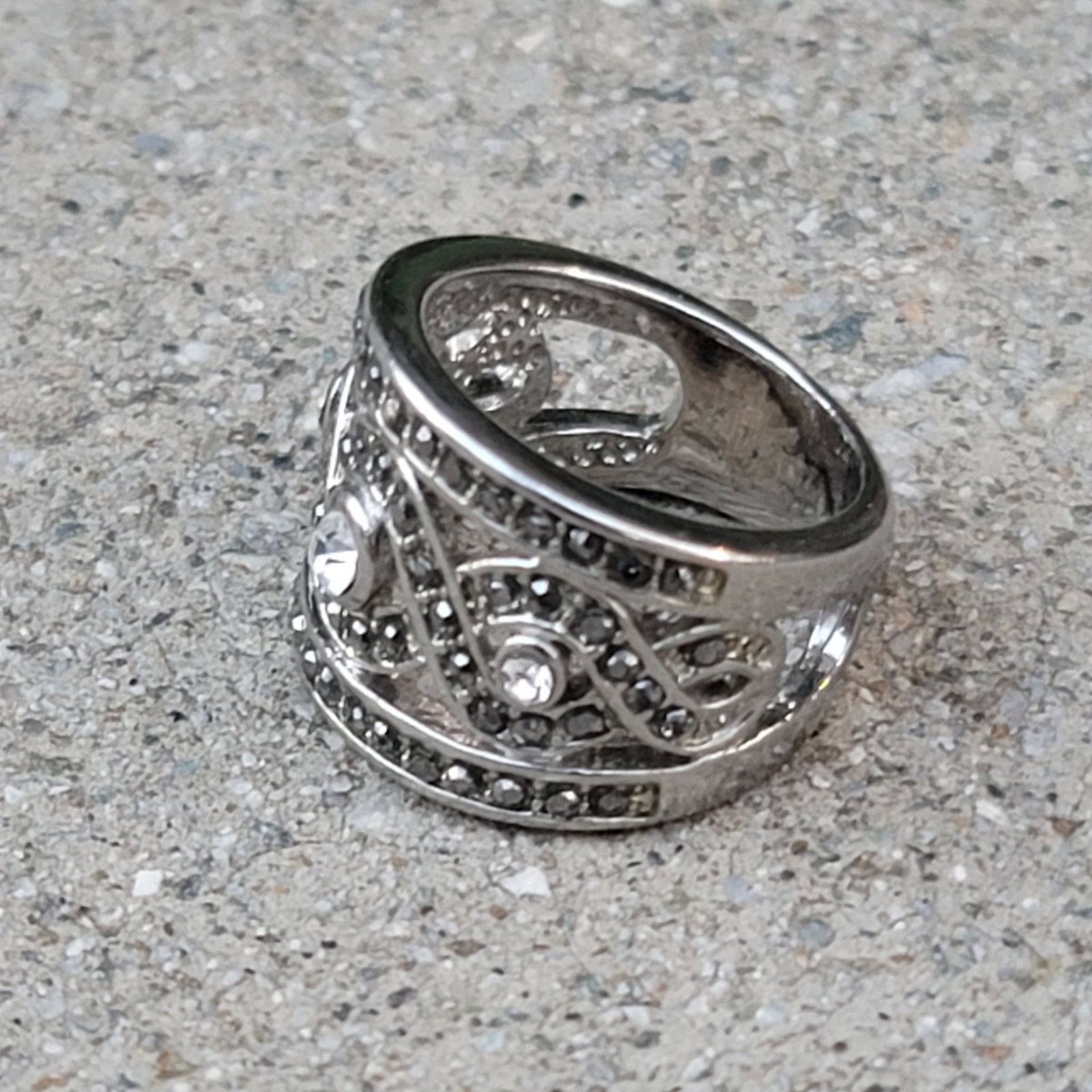 The Unbranded Brand Silver Tone Gemstone Ring Infinity Sign Size ONE SIZE - 3 Thumbnail