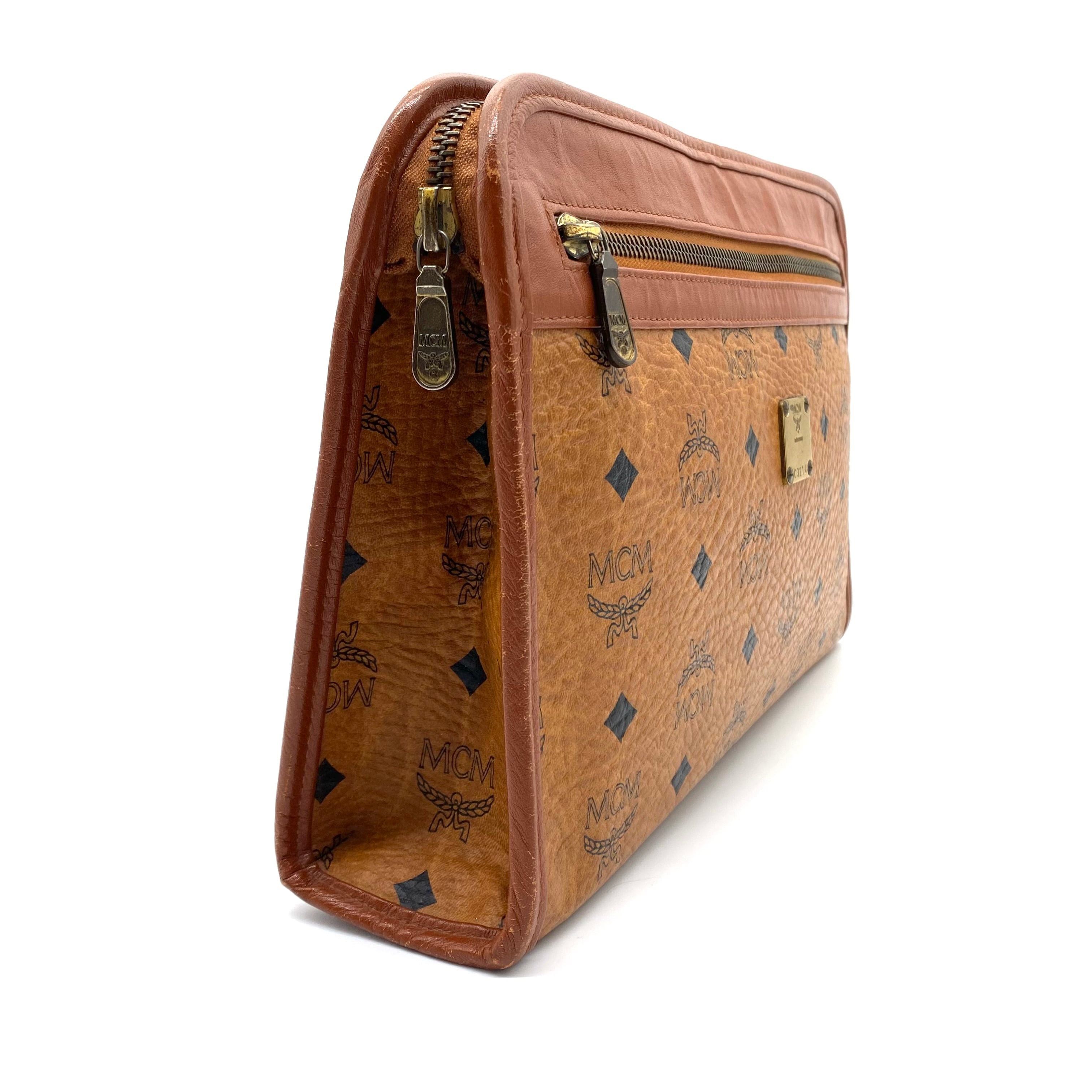 MCM MCM All-over Pattern Leather Clutch Bag Size ONE SIZE - 3 Thumbnail