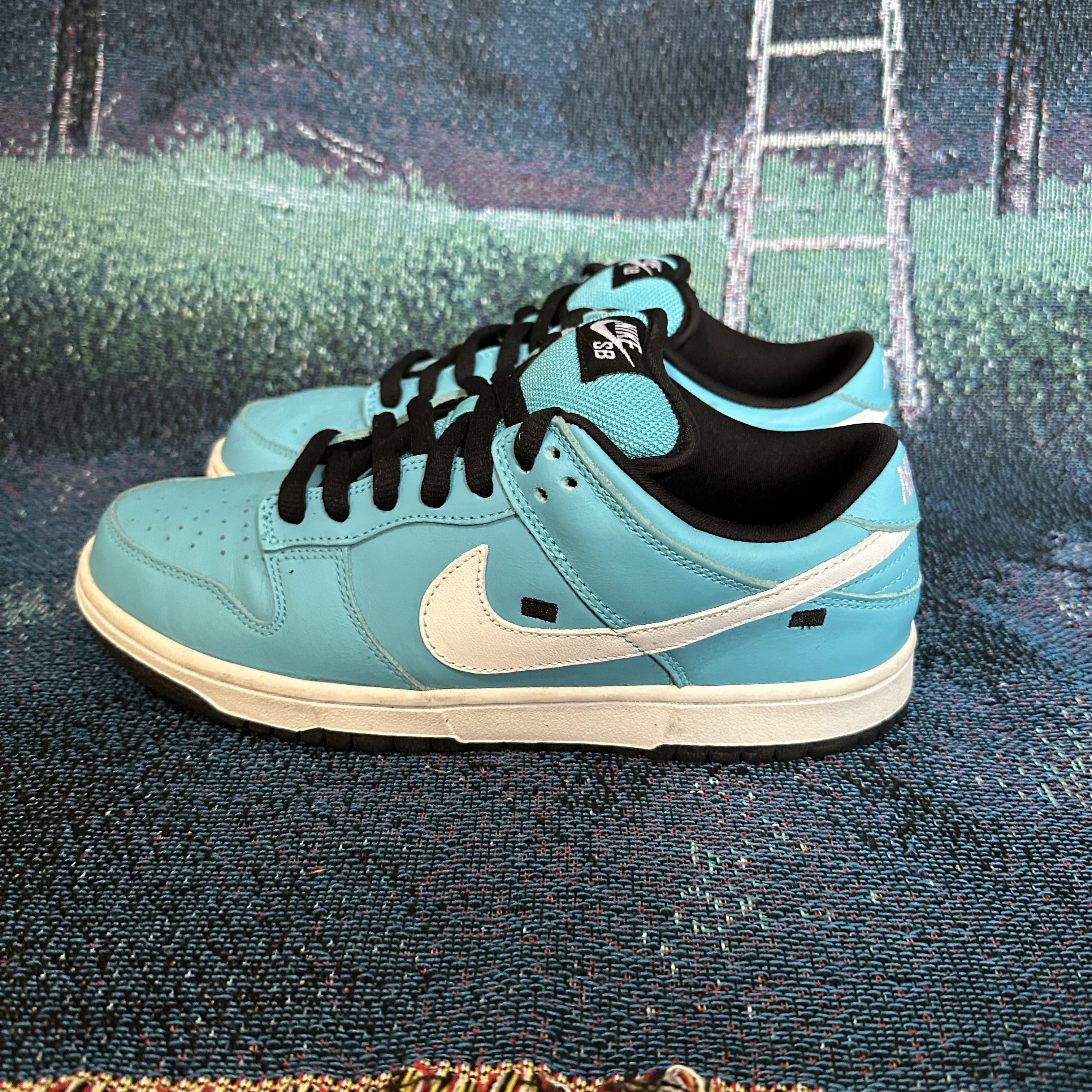 Nike SB Nike SB Dunk Low Blue Bird Tokyo Taxi Size US 8 / EU 41 - 4 Thumbnail