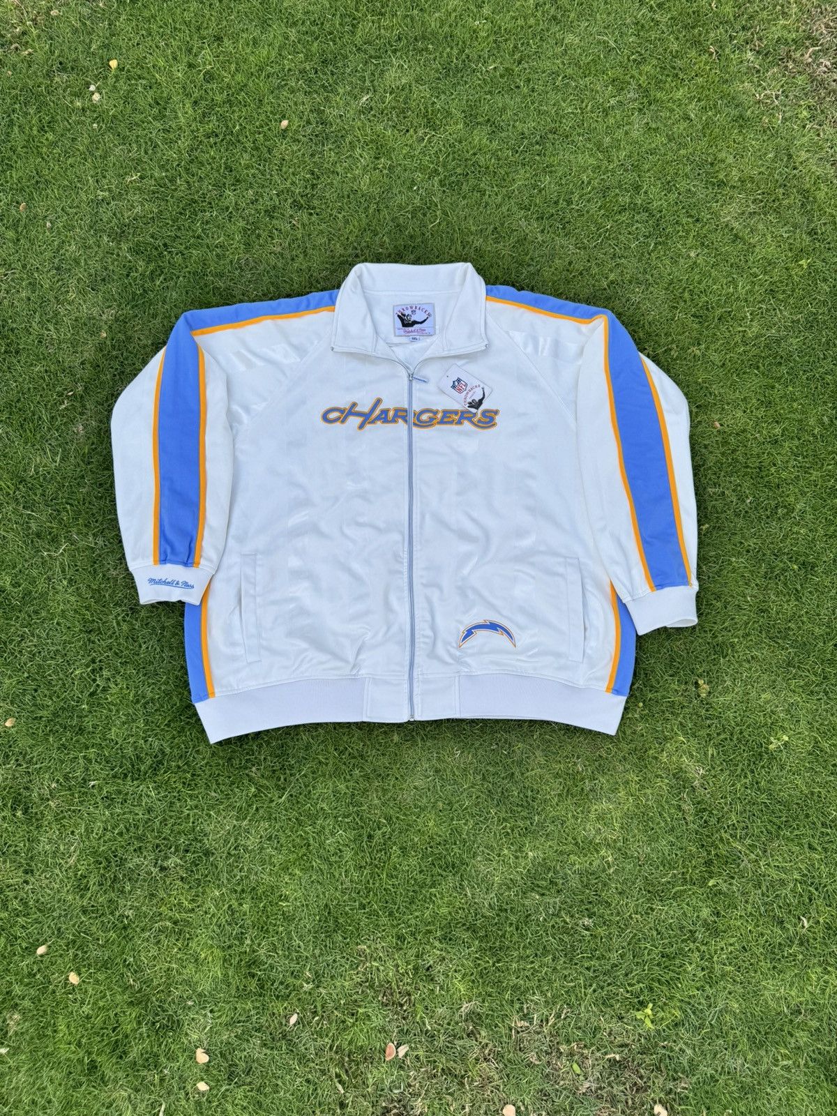 Mitchell & Ness Vintage Los Angeles Chargers Mitchell & Ness zip-up track Size US XXL / EU 58 / 5 - 1 Thumbnail
