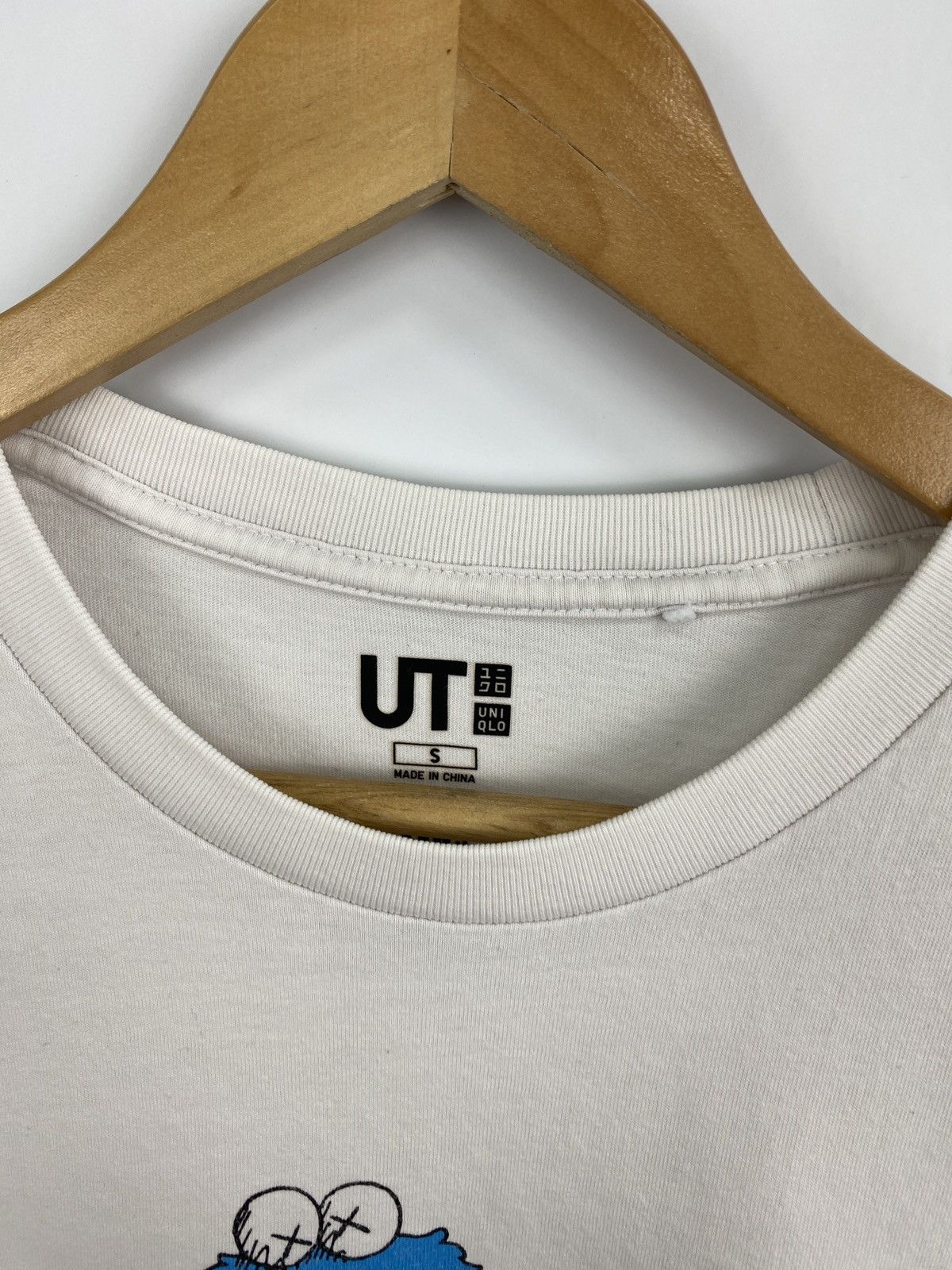 Kaws × Uniqlo 🇺🇸 Y2K Kaws Uniqlo T-Shirt COMPANION BFF CHUM ACCOMPLICE Size US S / EU 44-46 / 1 - 5 Thumbnail