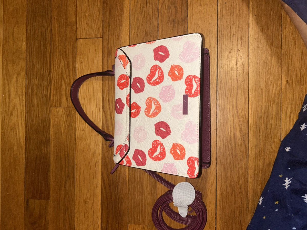 Aldo Aldo White and Purple Kiss Print Crossbody Bag Size ONE SIZE - 3 Thumbnail