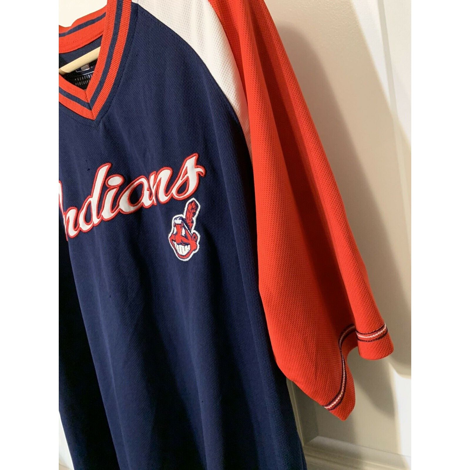 MLB MLB Cleveland Indians Baseball Adult Shirt Men's Sz XL Embro Size US XL / EU 56 / 4 - 4 Thumbnail