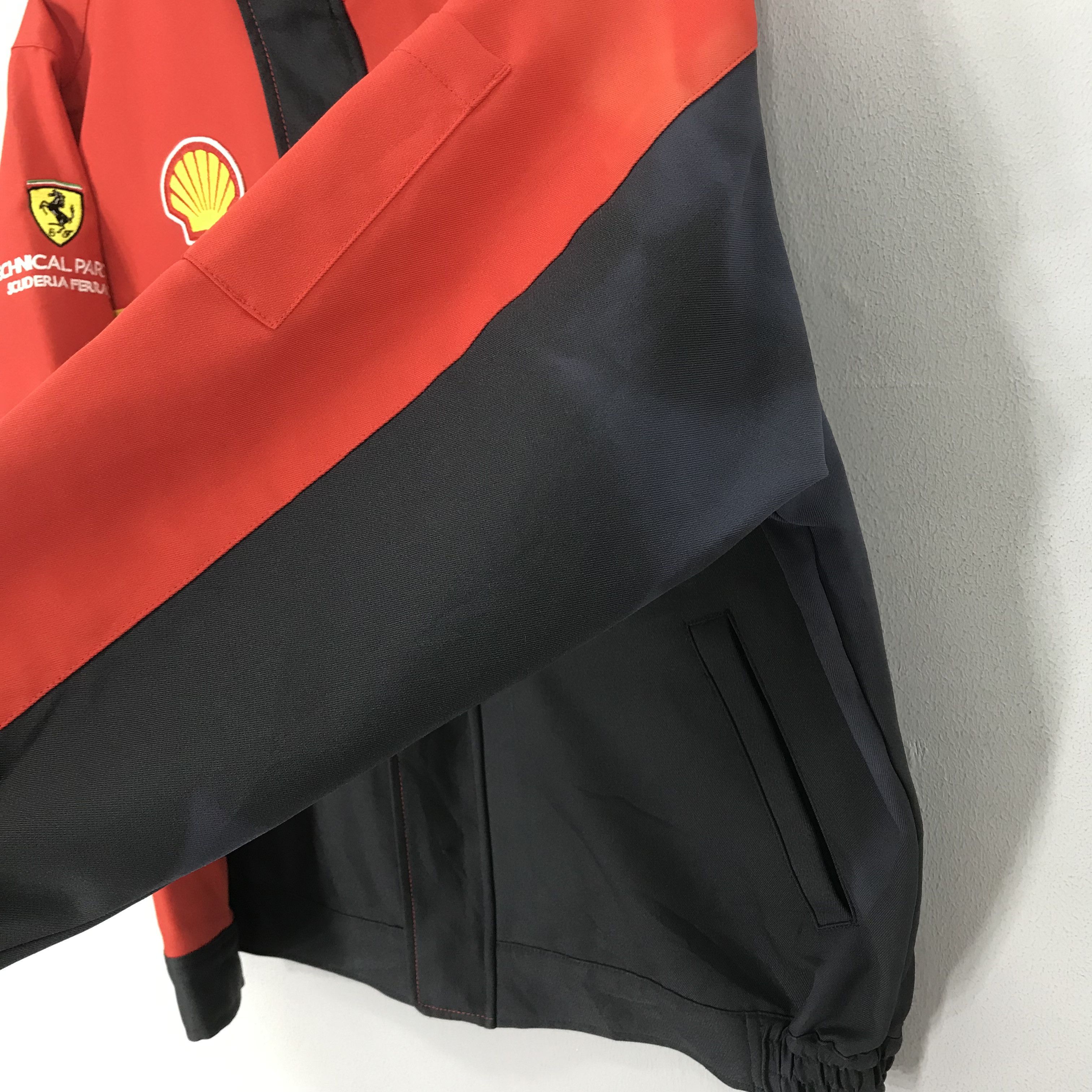 Ferrari Vintage Shell Uniform Ferarri Service Wear Racing Jacket Size US L / EU 52-54 / 3 - 8 Thumbnail