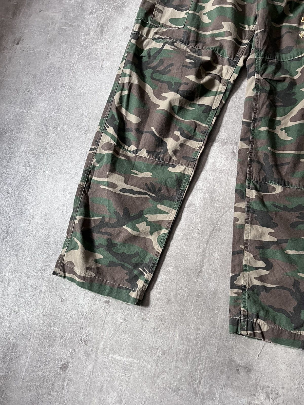 Dolce & Gabbana Dolce & Gabbana camo cargo pants gold heart Size US 40 / EU 56 - 4 Thumbnail
