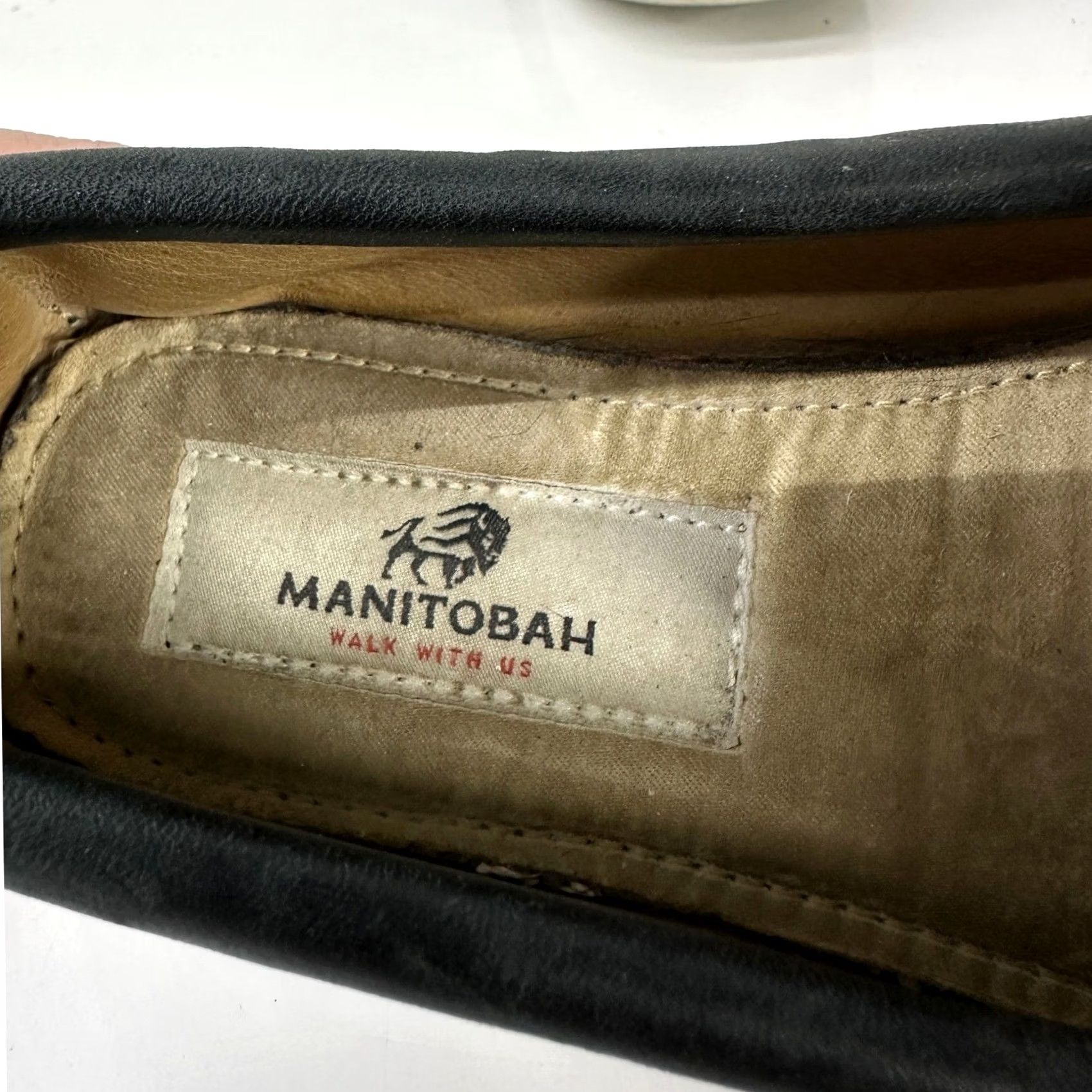 Vintage Manitobah Mukluks Black Leather Moccasin Slip-On Women’s 7 Beaded Leaf Bow Slip-On Casual Vintage: No, 90s, etc. Size US 8 / IT 38 - 5 Thumbnail