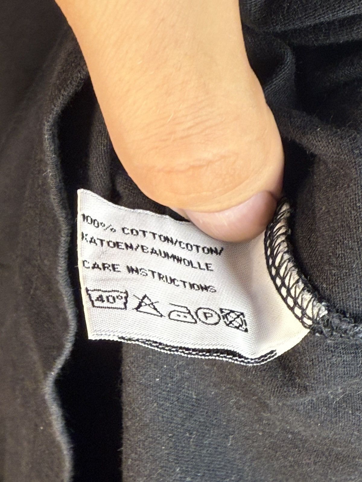 Yves Saint Laurent 90s Black YSL T-shirt Size US L / EU 52-54 / 3 - 6 Thumbnail