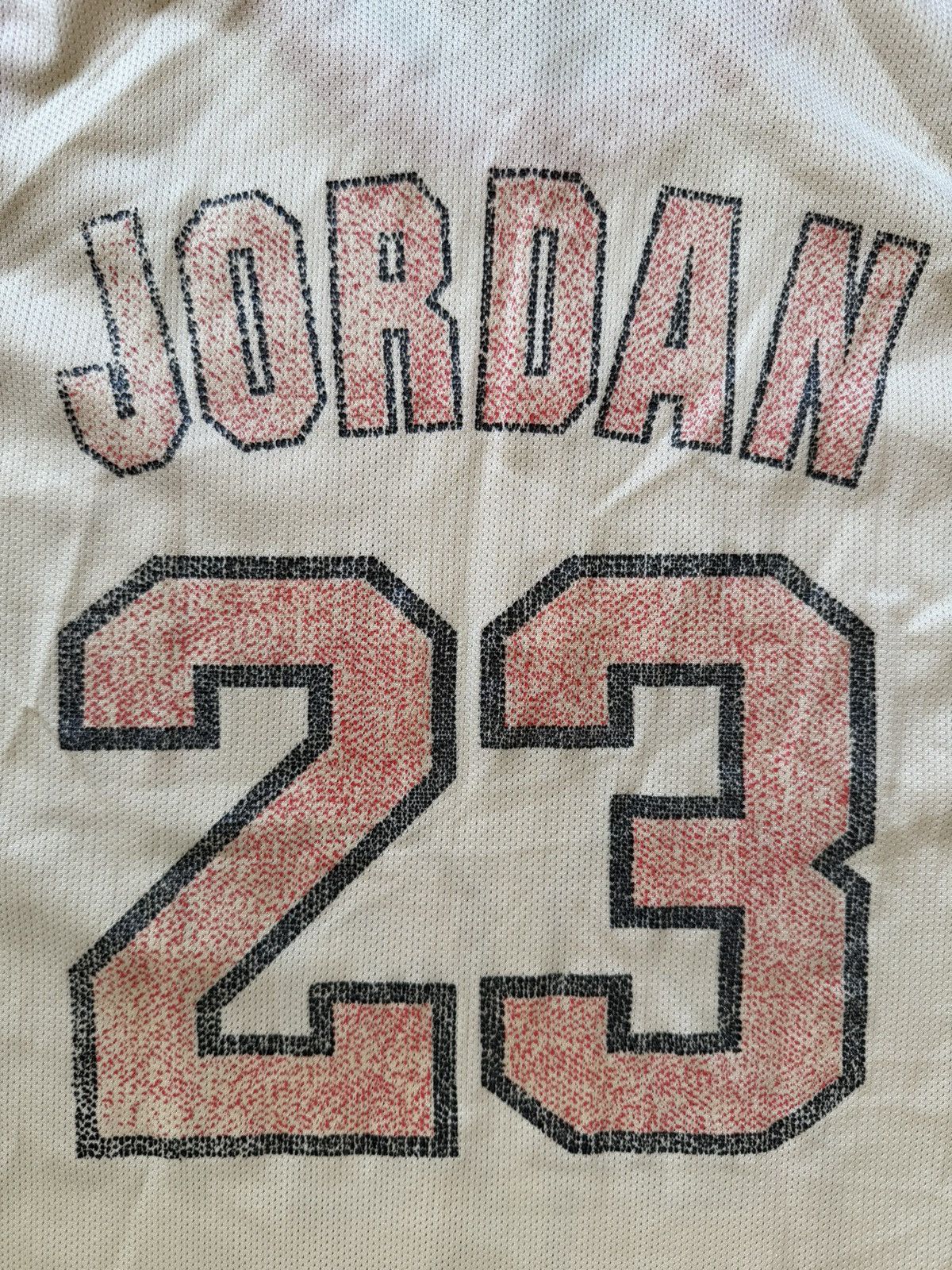 Champion × Vintage ‘90s Vintage Michael Jordan Chicago Bull Golden Patch Jersey Size US XL / EU 56 / 4 - 7 Thumbnail