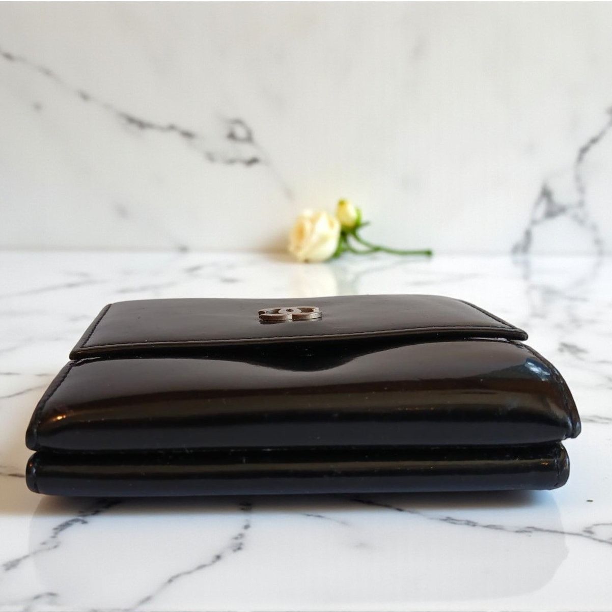 Chanel Chanel Patent Leather Black Trifold Compact Wallet Size ONE SIZE - 5 Thumbnail