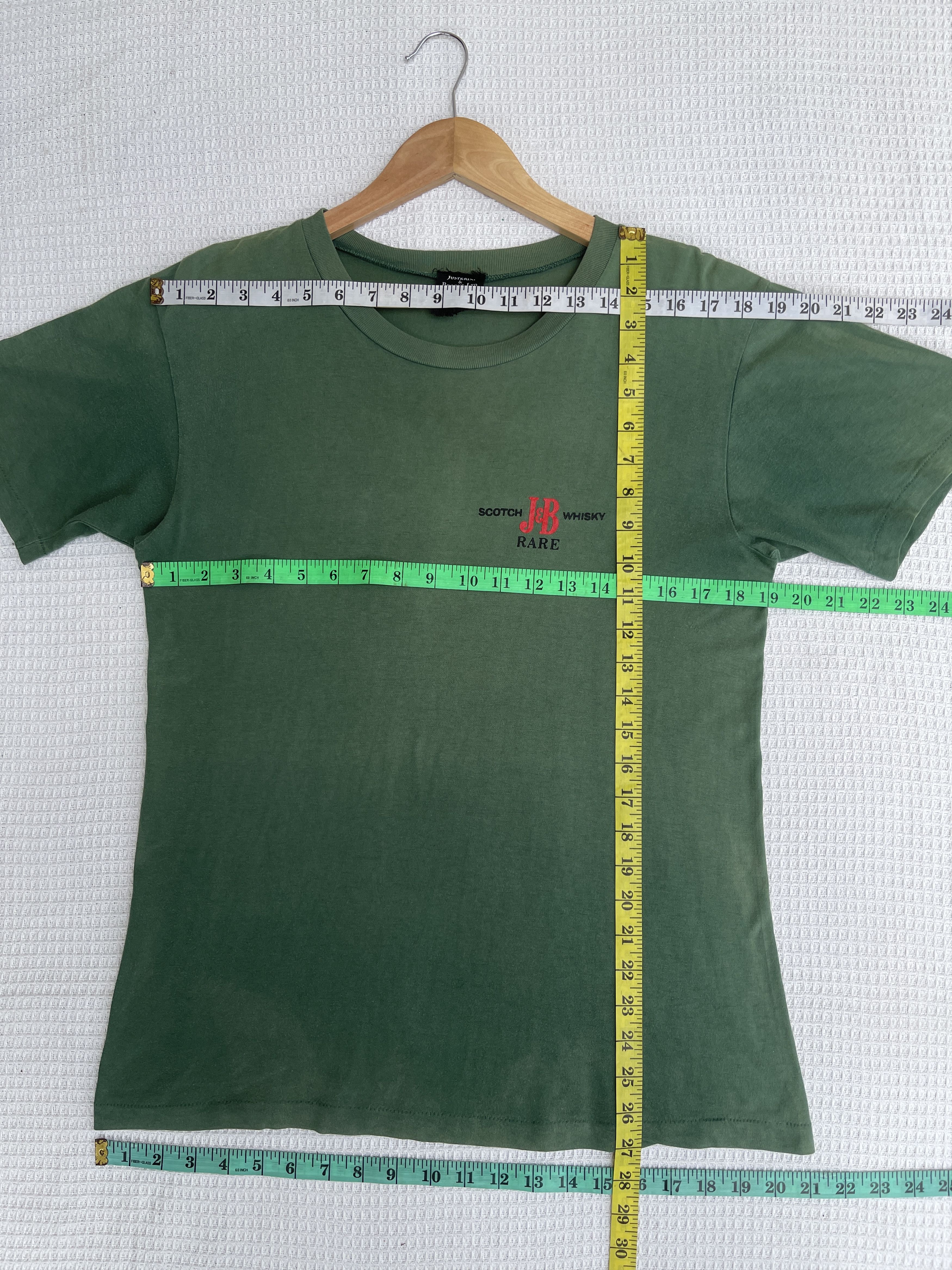 Vintage Last Drop🔥Rare🔥Vintage J&B Scotch Whiskey Logo T-Shirt Size US M / EU 48-50 / 2 - 10 Thumbnail