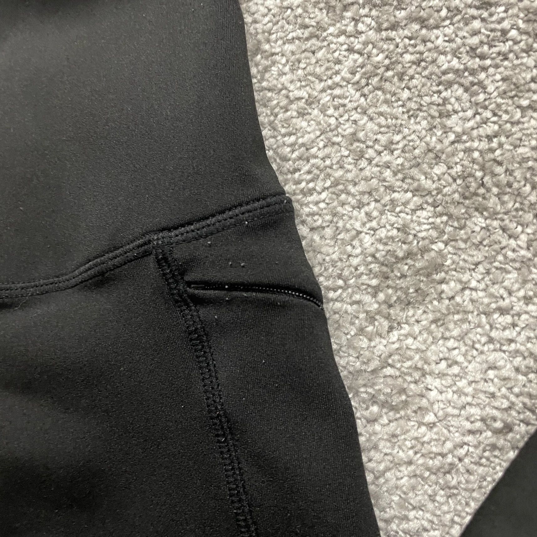 Nicole Miller Nicole Miller Compression Leggings Women Small Black Zip Pockets Active 24x24.5 Athletic Slim Leggings Womens Black 24x24.5 Size 28" / US 6 / IT 42 - 6 Thumbnail