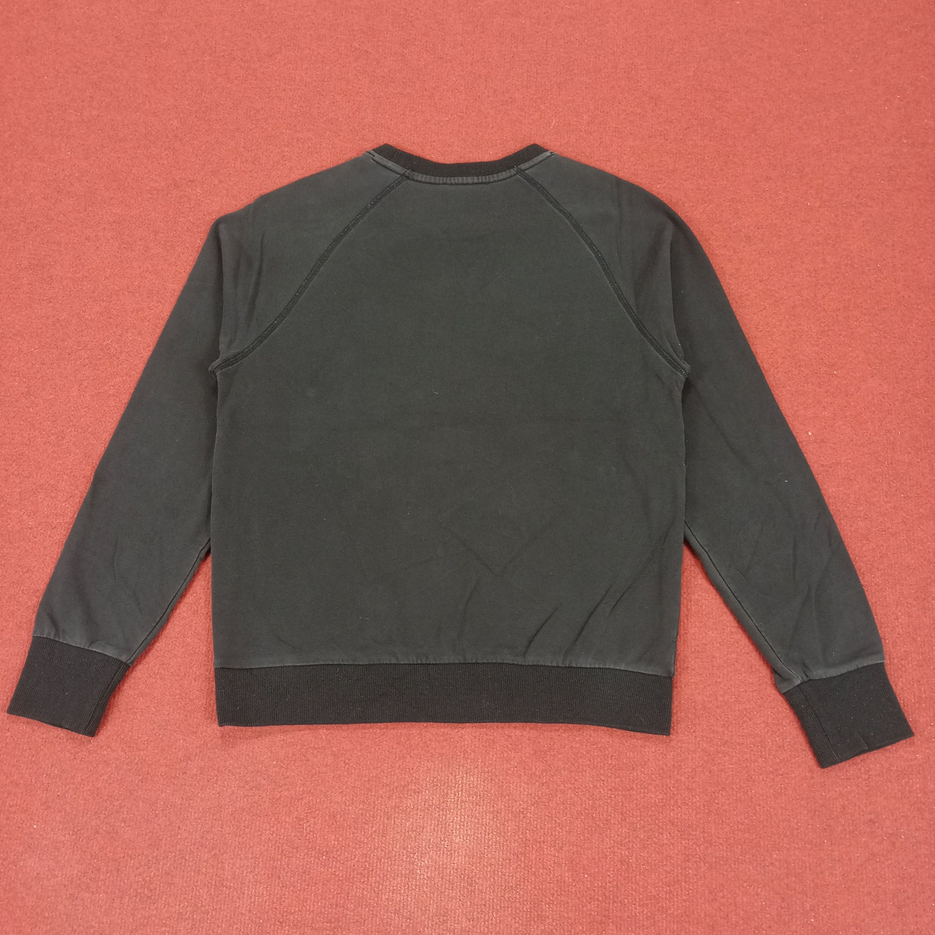 Burberry × Vintage Burberry London Paris New York Center Design Sweatshirt Size US S / EU 44-46 / 1 - 3 Thumbnail