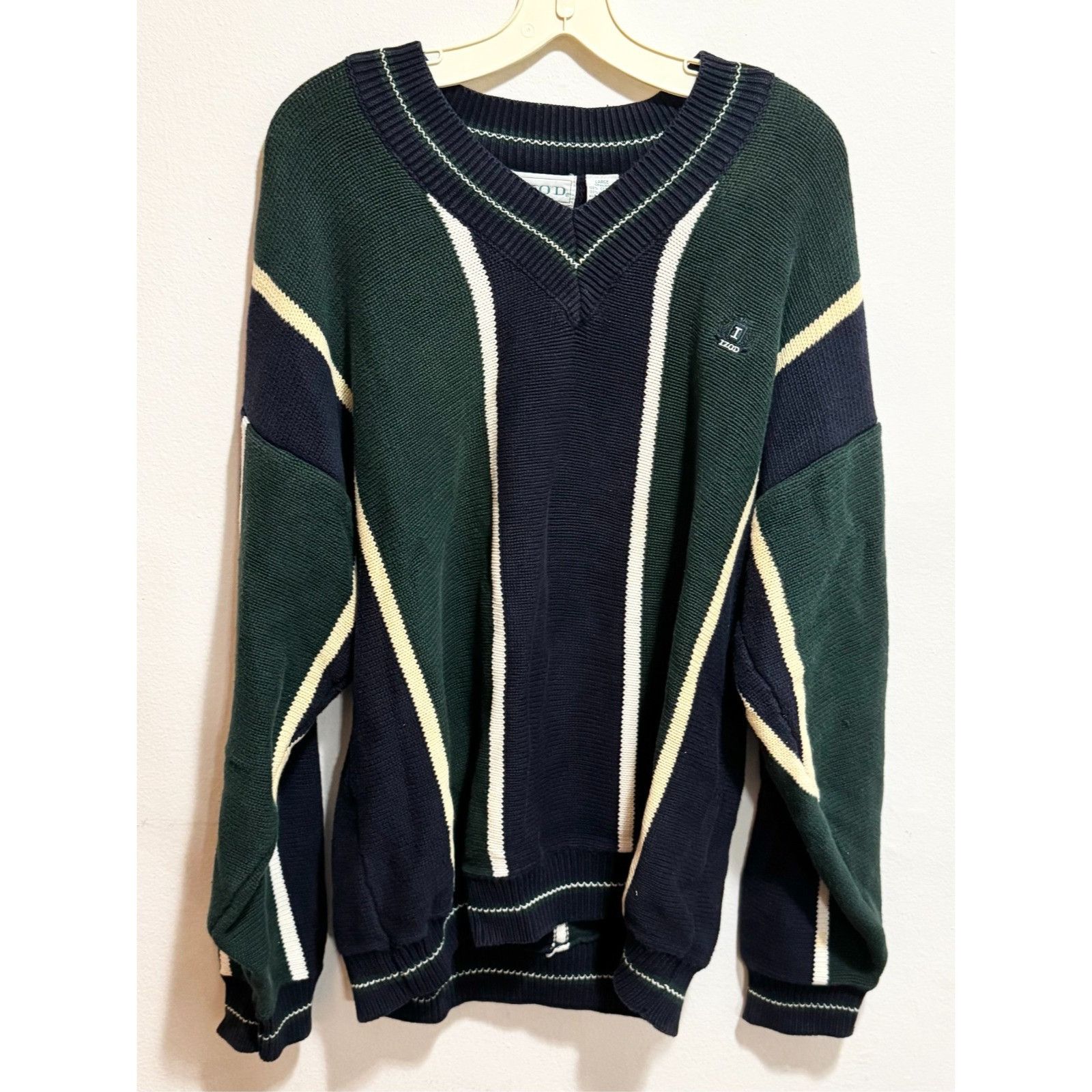 Izod Vintage Izod Sweater Men Large Navy Green Striped V Neck L 1 Size US L / EU 52-54 / 3 - 1 Thumbnail