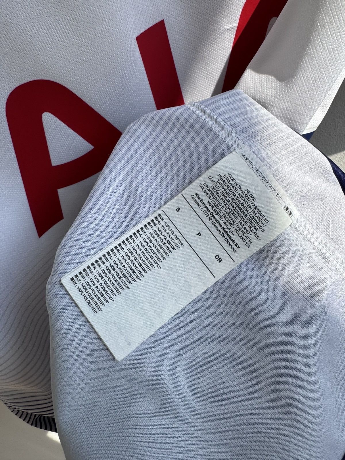 Nike TOTTENHAM 2018 2019 LUCAS #27 SOCCER JERSEY FOOTBALL SHIRT Size US L / EU 52-54 / 3 - 11 Thumbnail