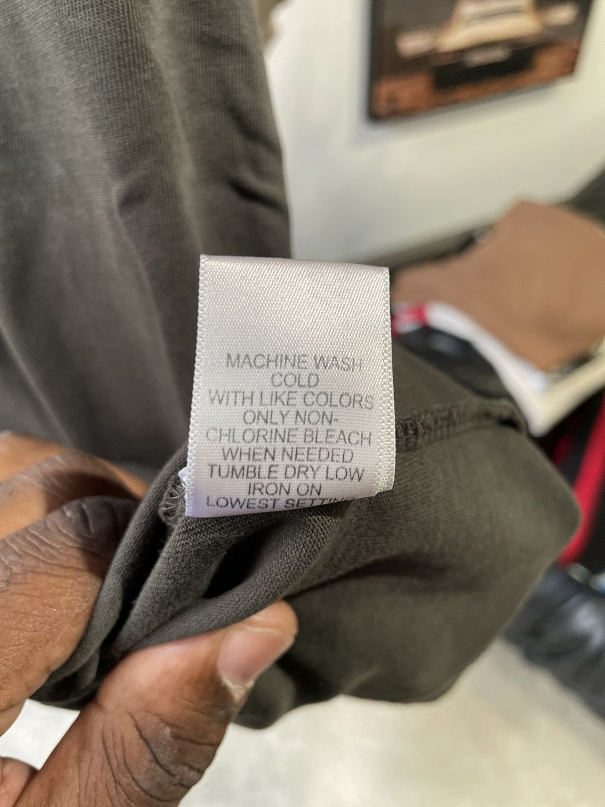Fear of God Fear Of God Essentials Ss19 Mini Logo 3M Size US XS / EU 42 / 0 - 5 Thumbnail