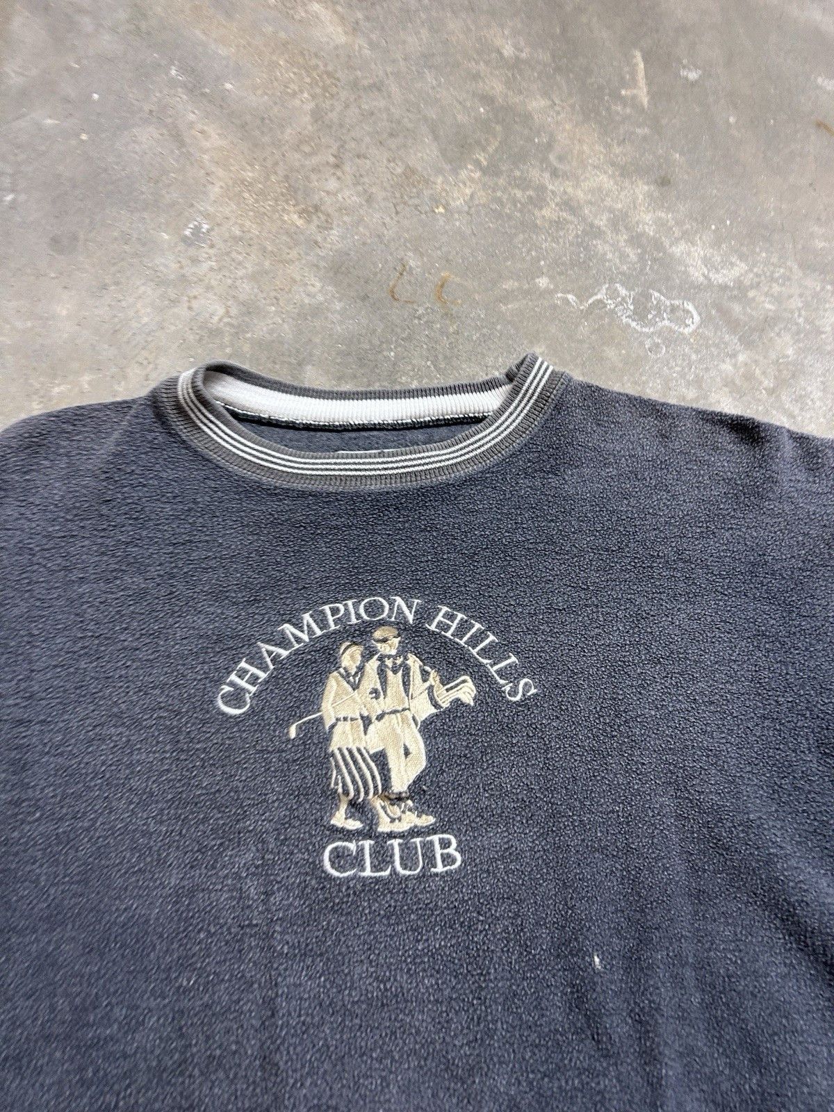 Vintage Vintage 90’s Champion Hills Club Sweatshirt Size Medium Size US M / EU 48-50 / 2 - 2 Thumbnail