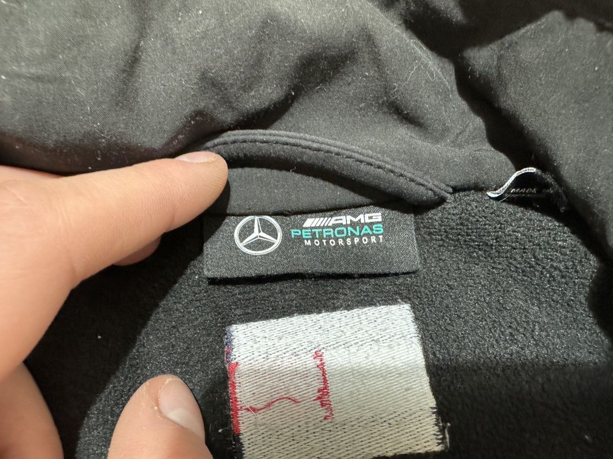 Mercedes-Benz × Pirelli × Tommy Hilfiger Petronas AMG Tommy Hilfiger softshell jacket Size US XL / EU 56 / 4 - 5 Thumbnail