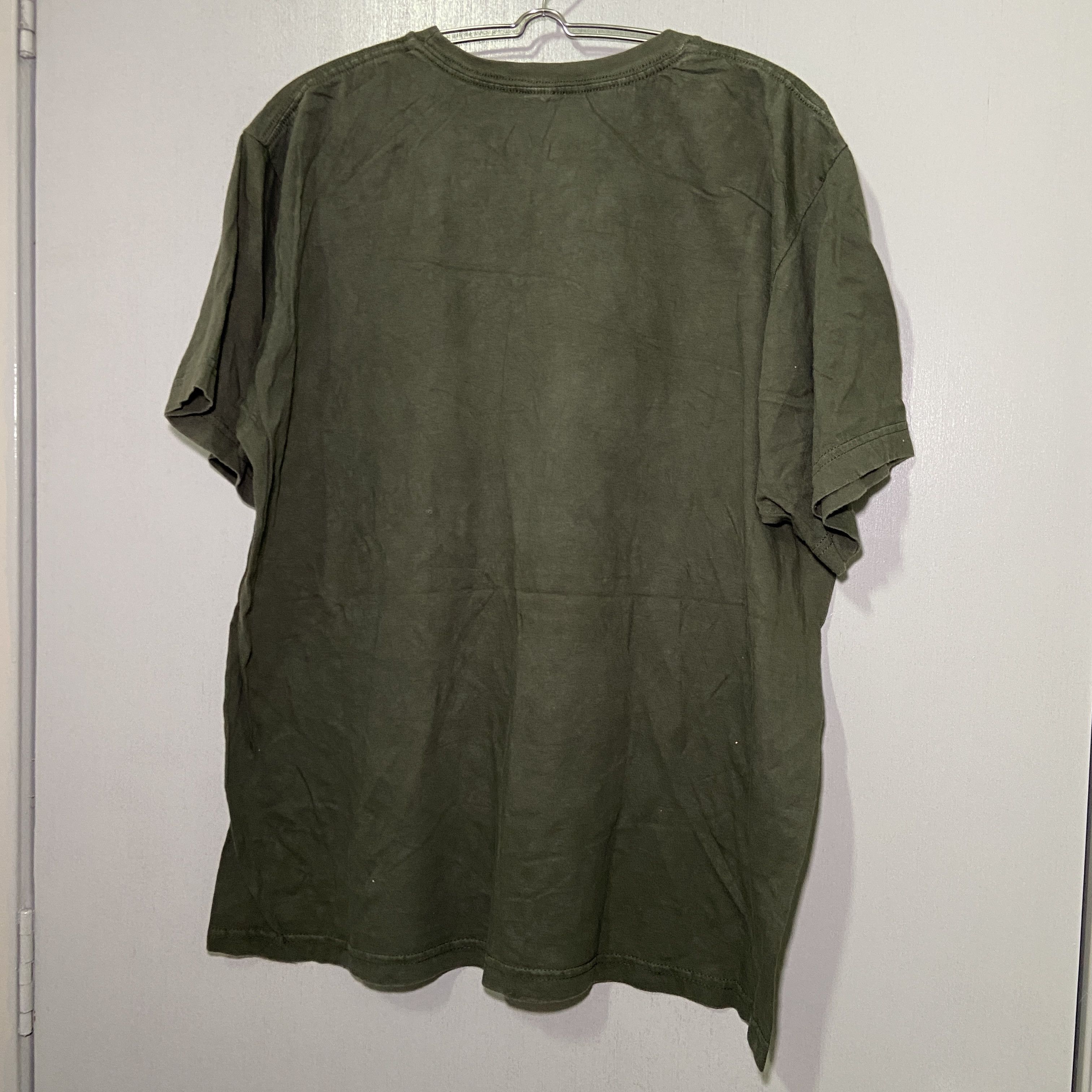 Anvil LOTR Bilbo Baggins Pawn Shop Movie Merchandise Tee Size US XL / EU 56 / 4 - 2 Thumbnail