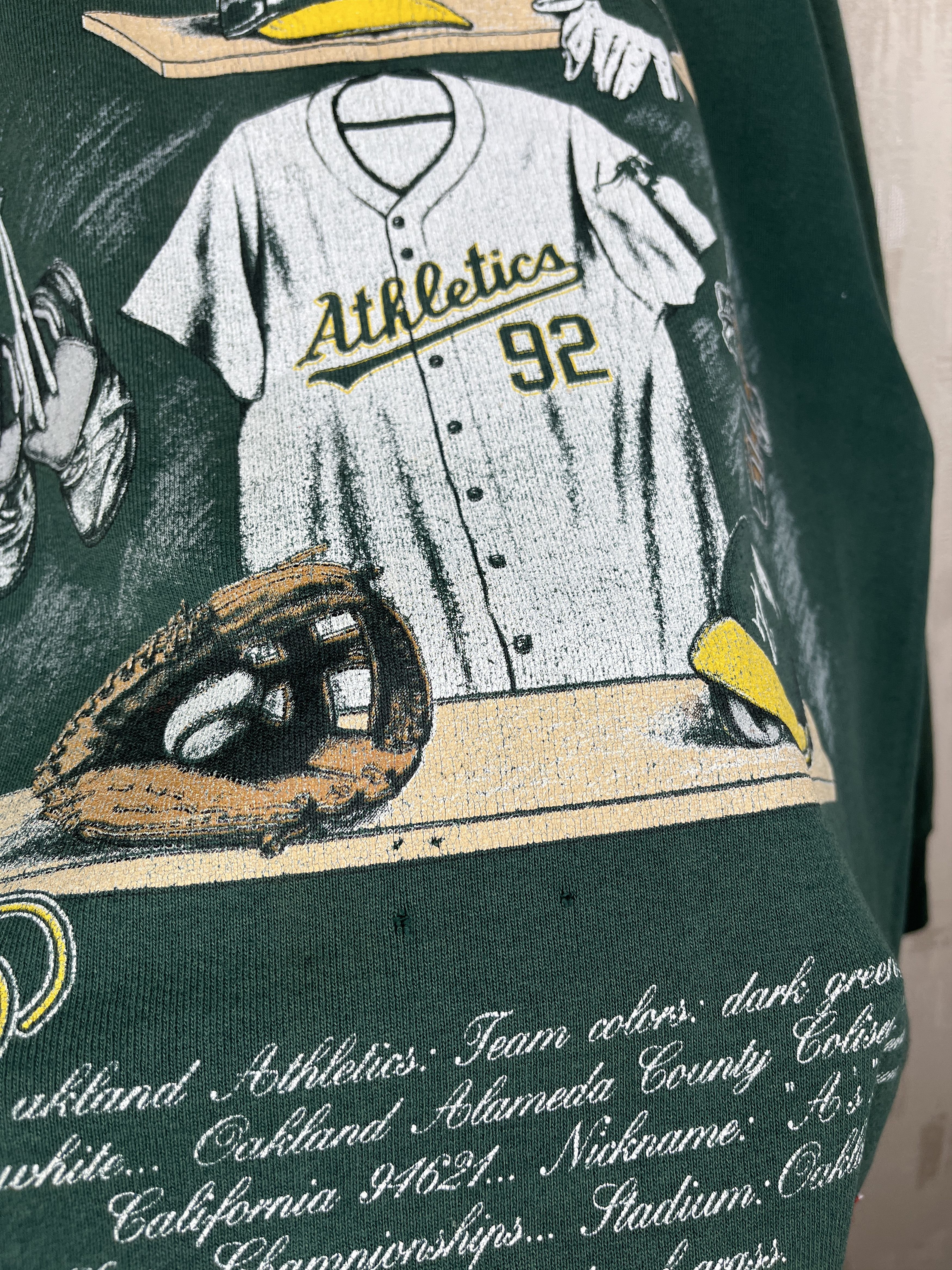 Nutmeg 90's Oakland Athletics A's MBL Nutmeg Vintage Sweatshirt Size US XL / EU 56 / 4 - 6 Thumbnail
